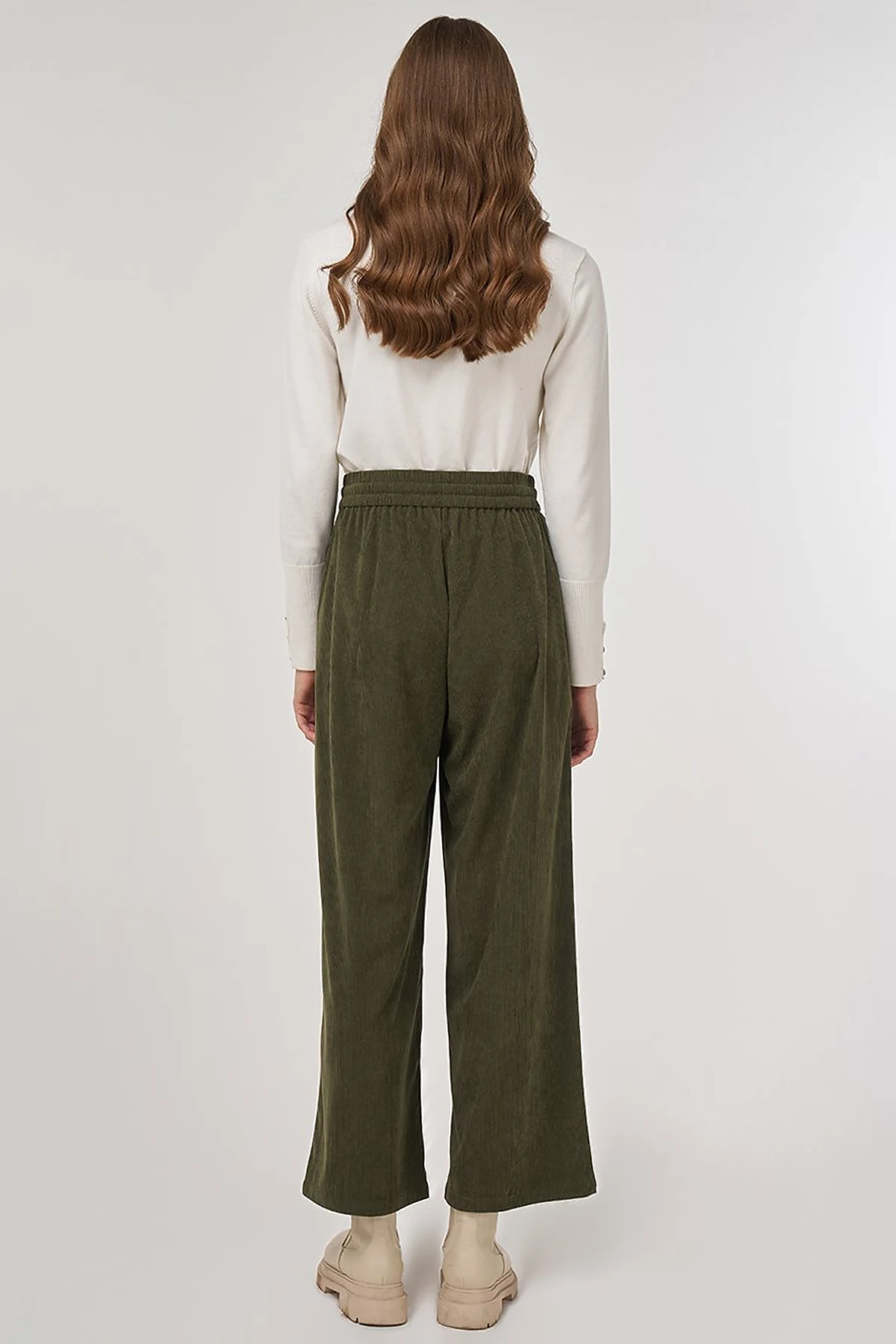 Relaxed-Fit Velvet Pants Khaki