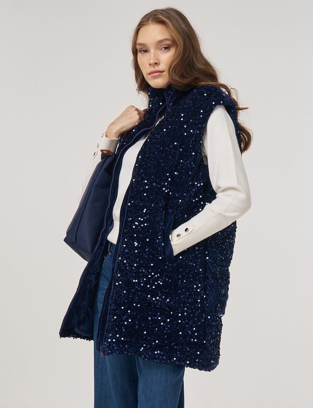 Sequin-Embroidered Puffer Vest Dark Navy