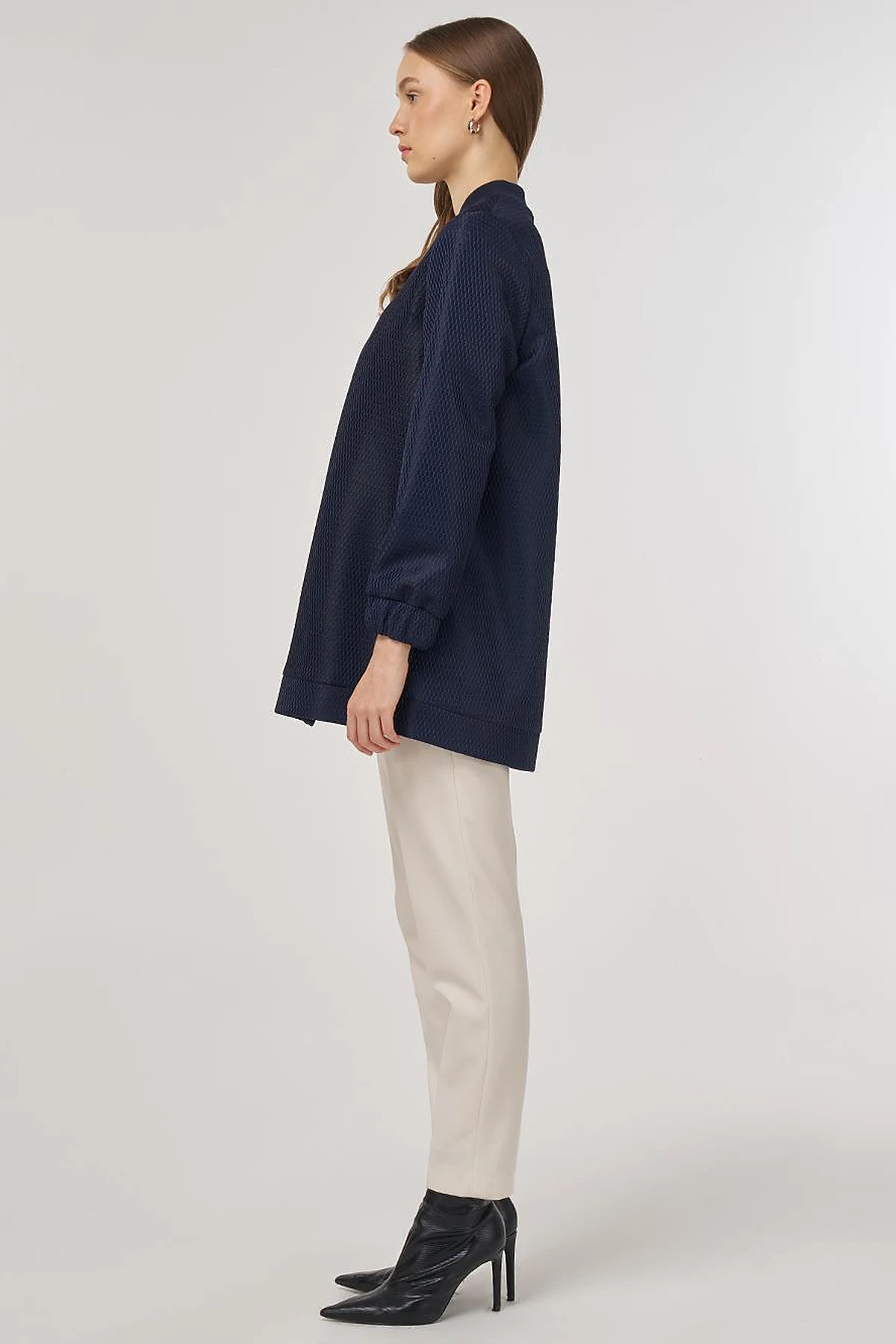 Mesh-Layered Bomber Jacket Navy 