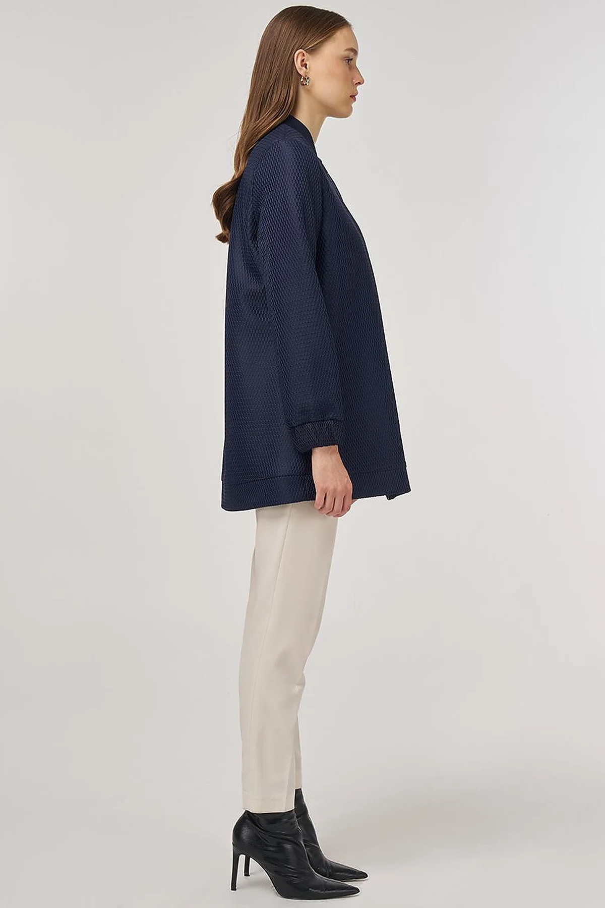 Mesh-Layered Bomber Jacket Navy 