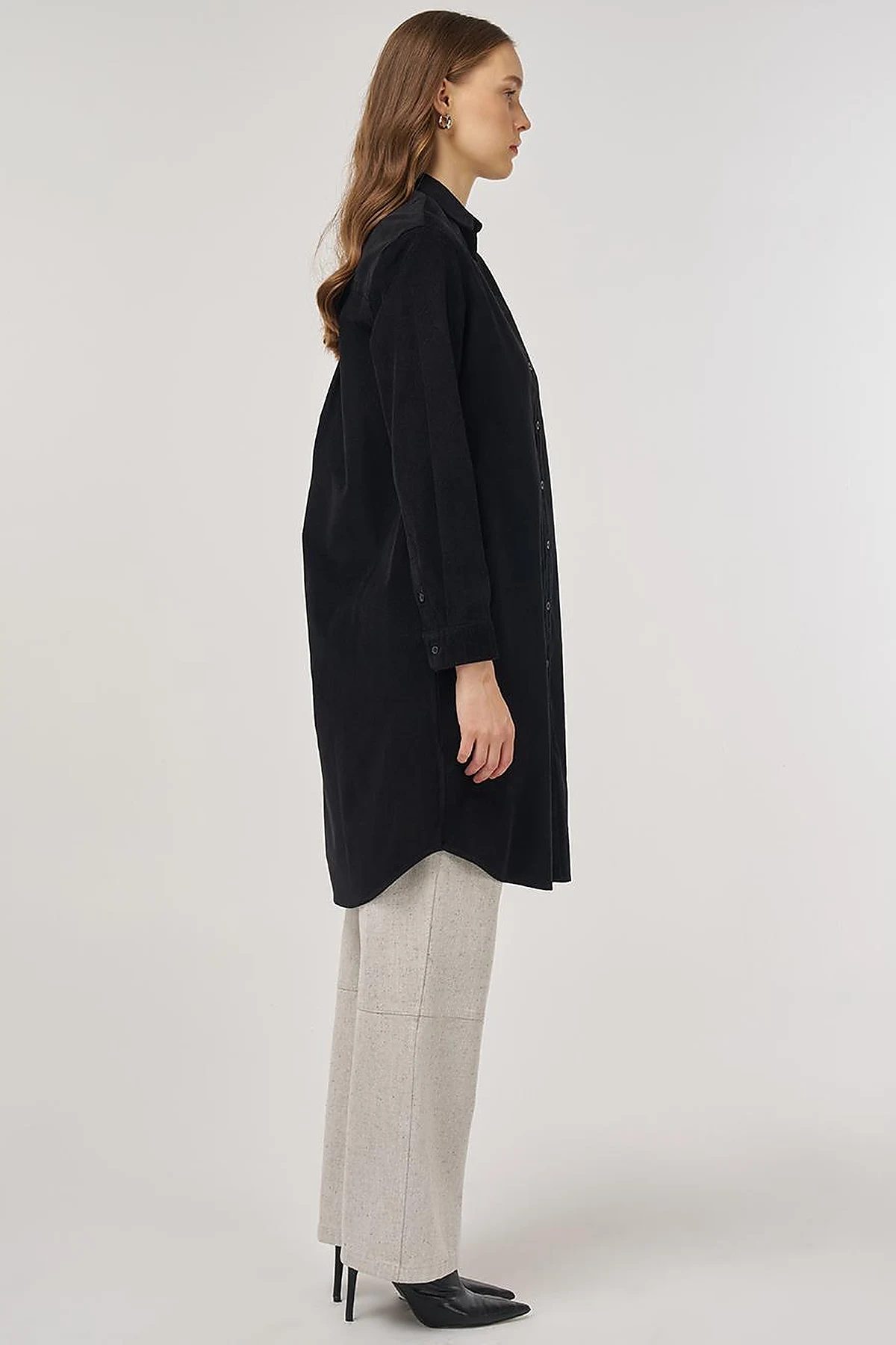 Relaxed-Fit Velvet Tunic Black