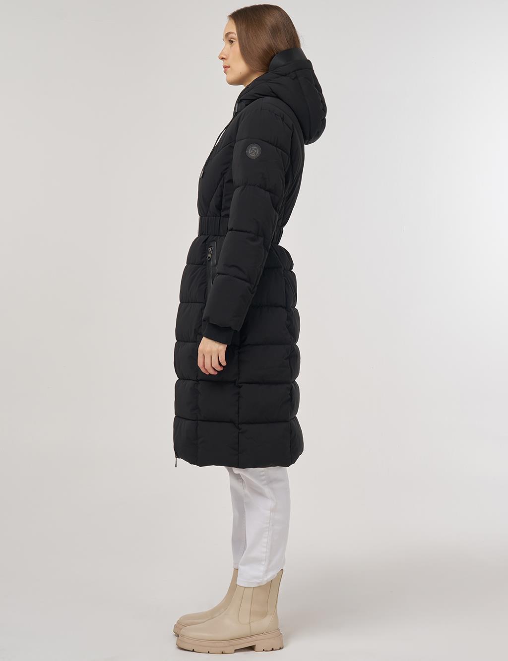 Kapüşon Detaylı Anorak Mont Siyah 