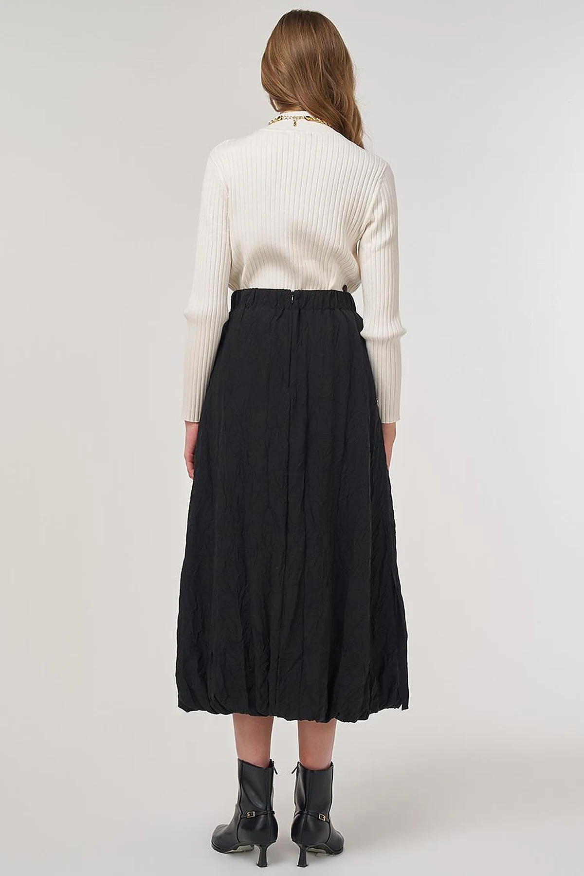Metal Accessory Crush Skirt Black