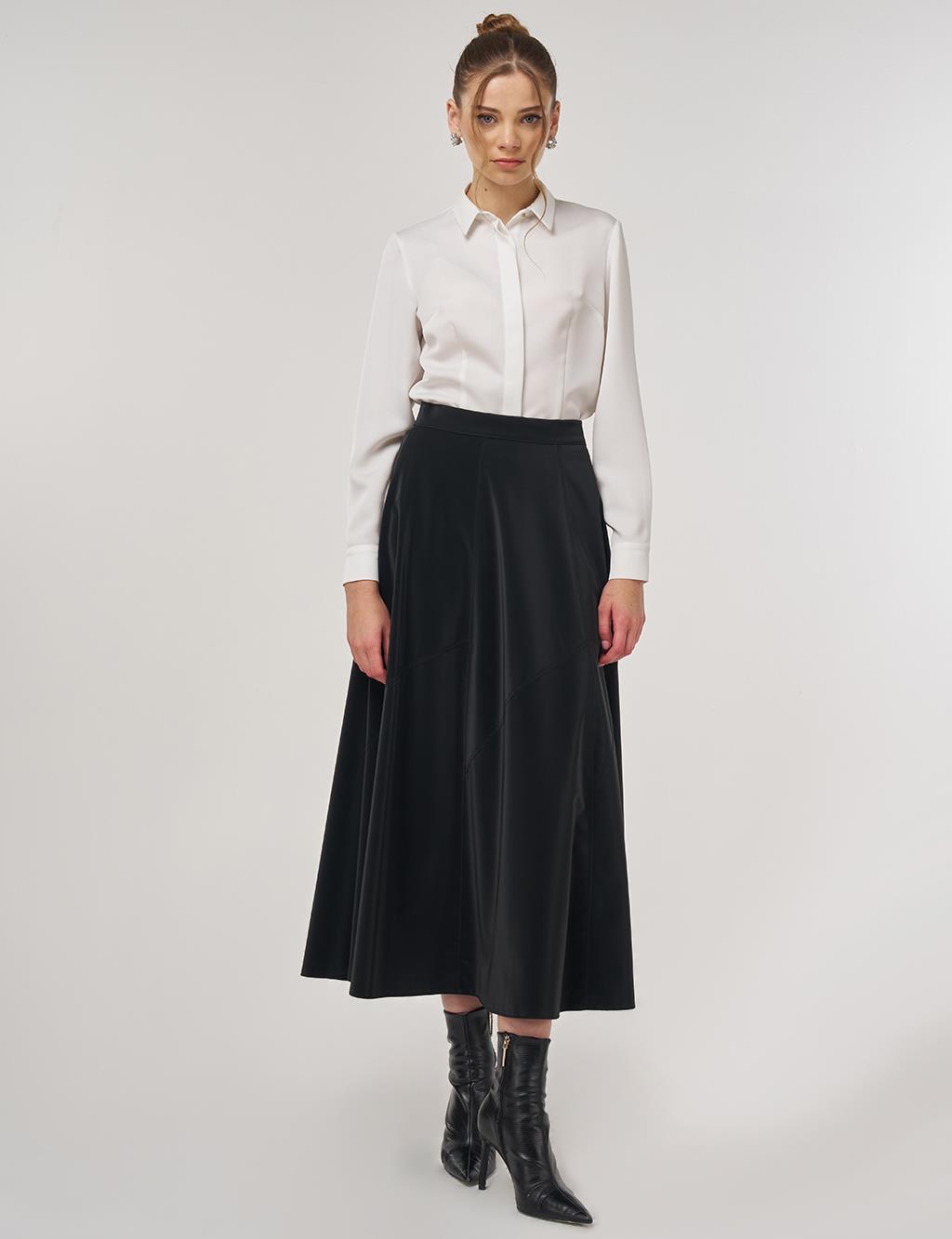 Panel-Seamed Flared Skirt Black