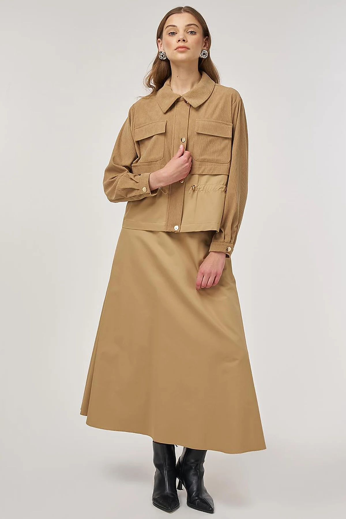 Double-Pocket Skirt Set Beige