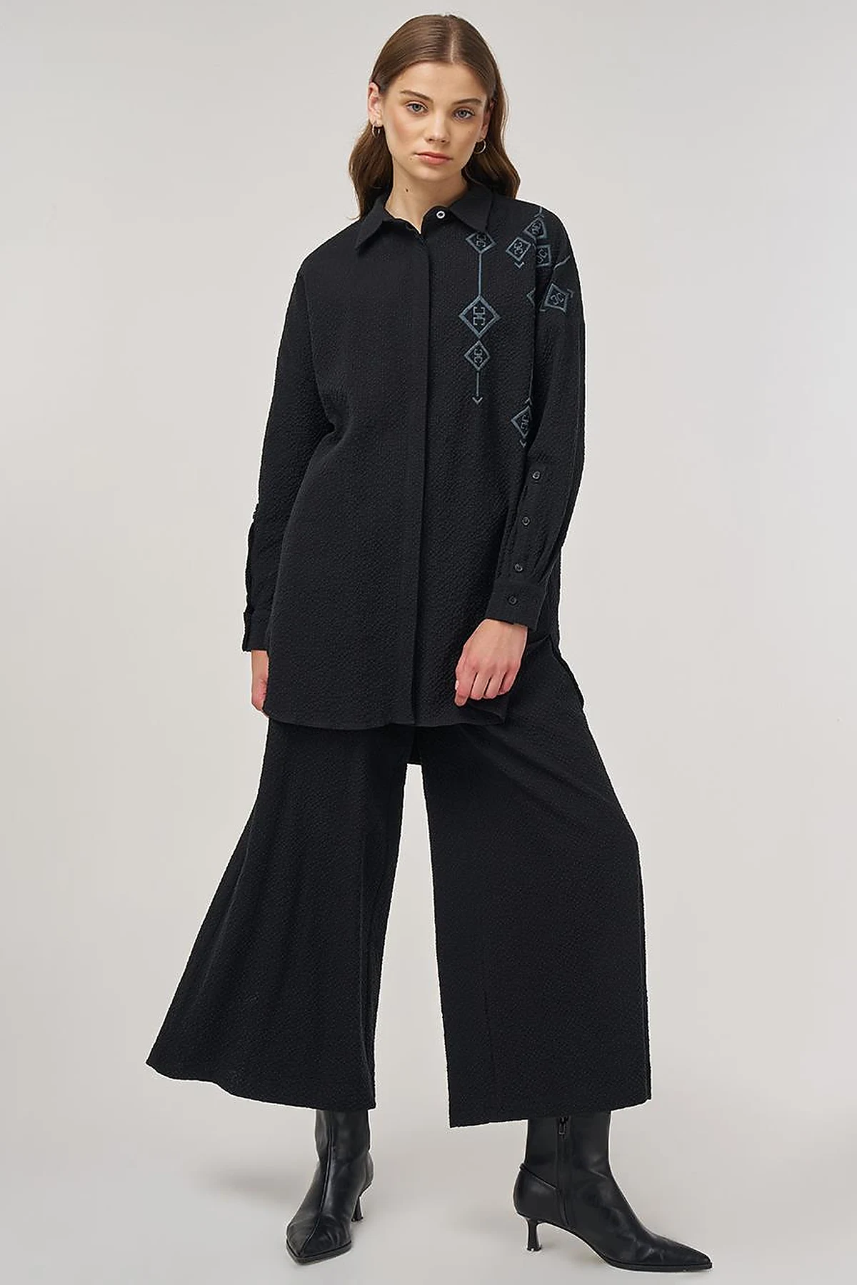 Embroidered Cotton Two-Piece Set Black