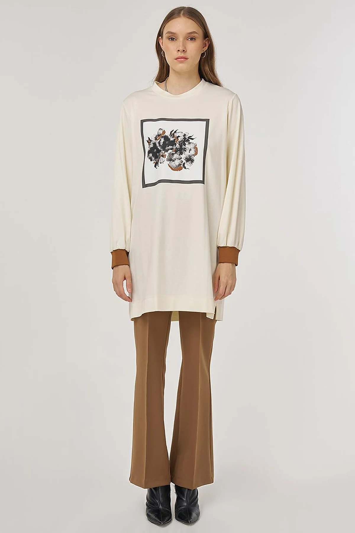 Graphic Printed Rayon Sweatshirt Ecru