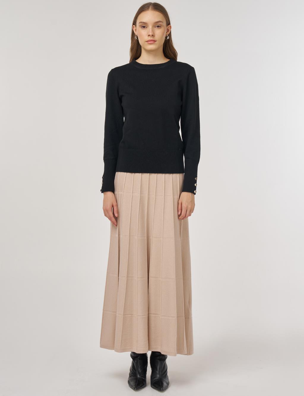 Button-Detail Knit Sweater Black