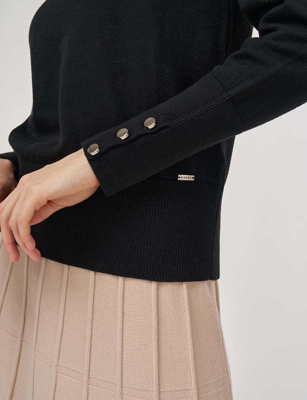 Button-Detail Knit Sweater Black