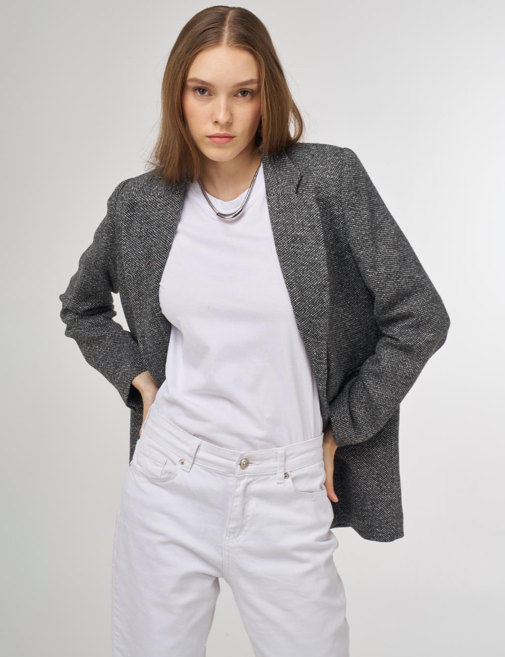 Single-Button Blazer Jacket in Black