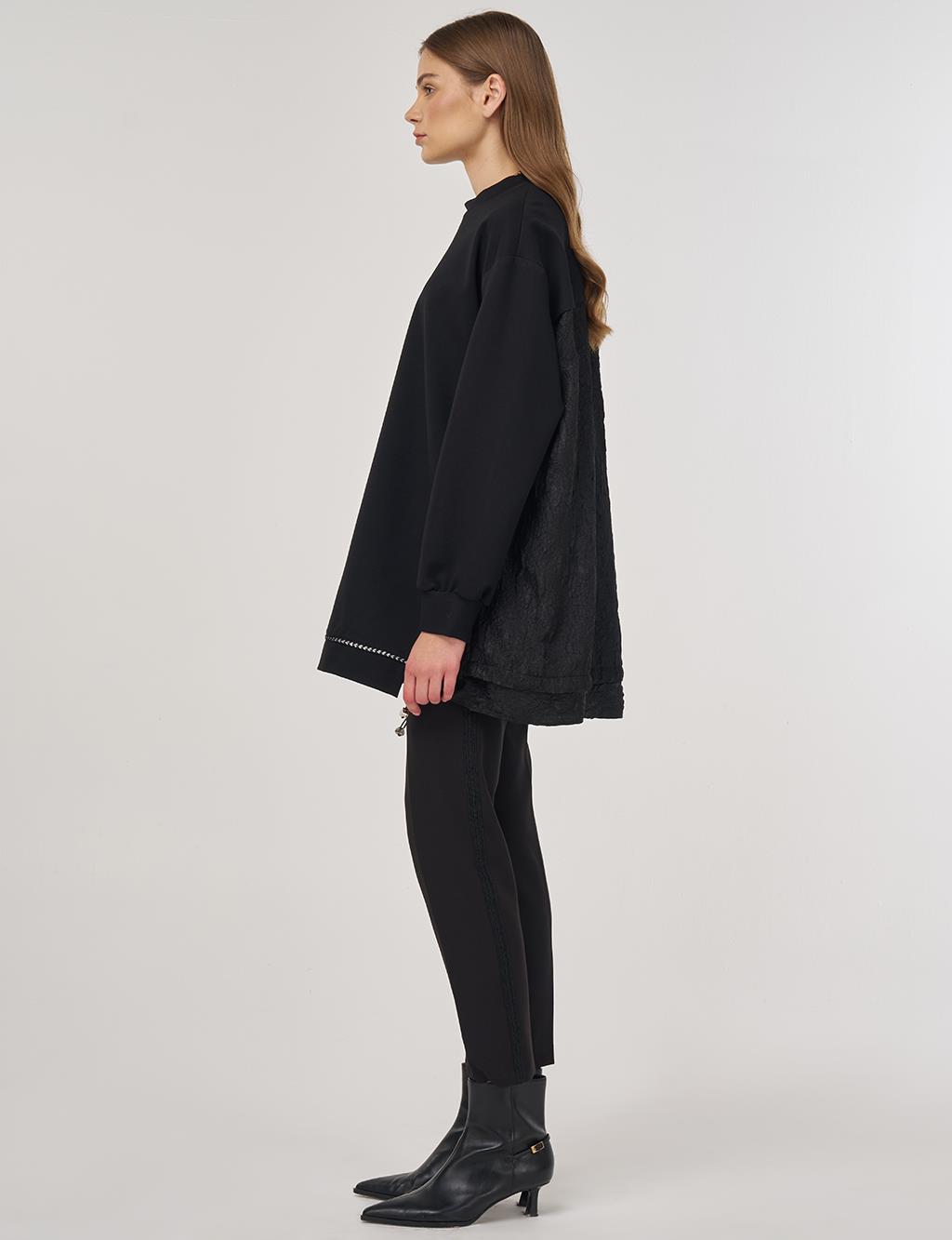 Embossed Detail Sweatshirt Black