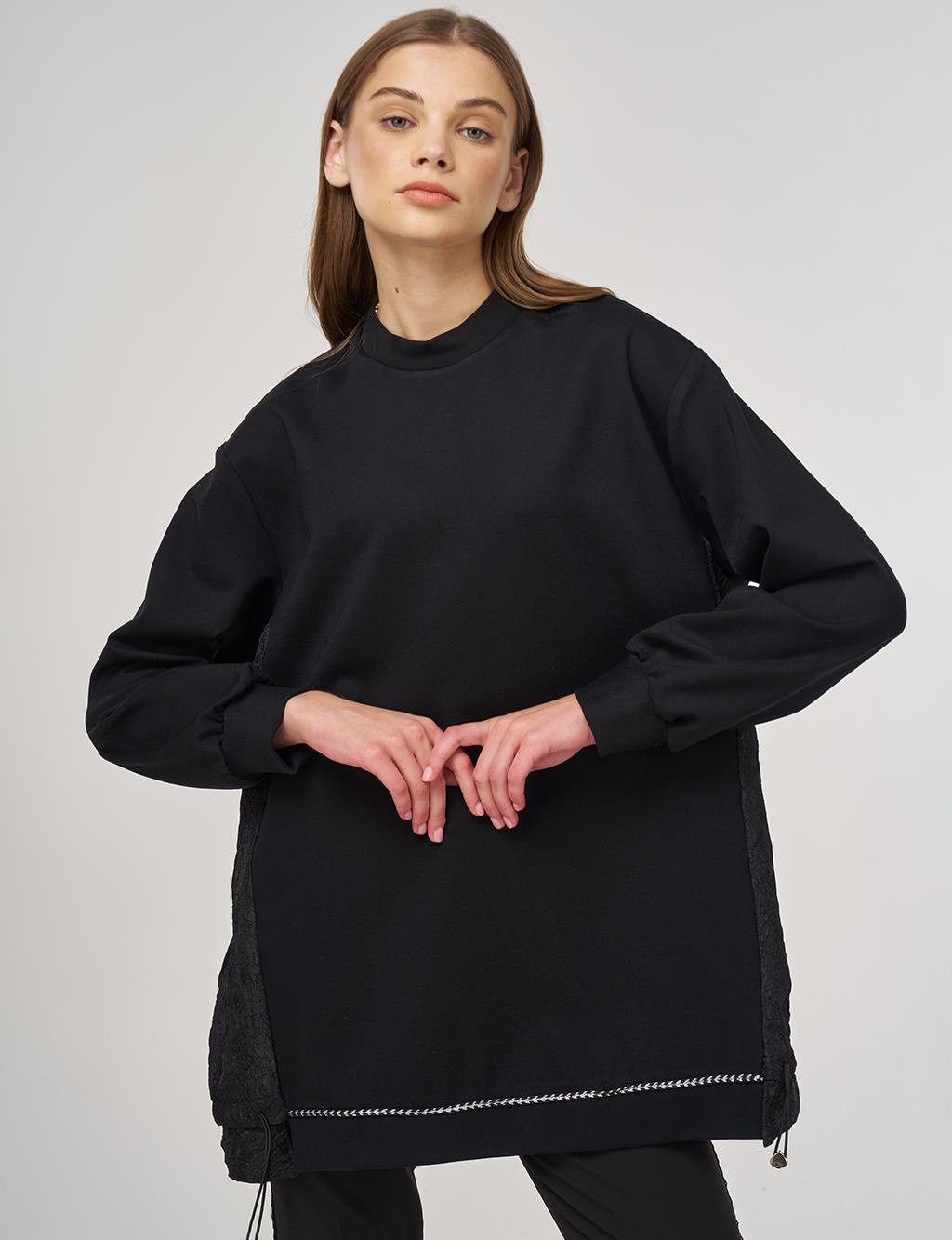Embossed Detail Sweatshirt Black