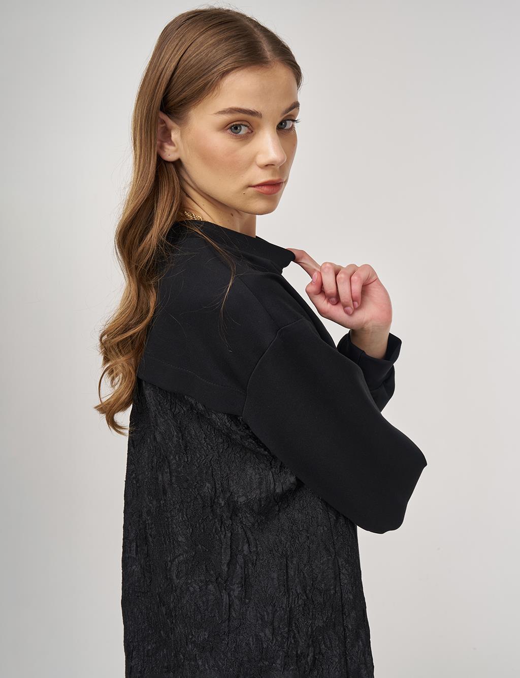 Embossed Detail Sweatshirt Black