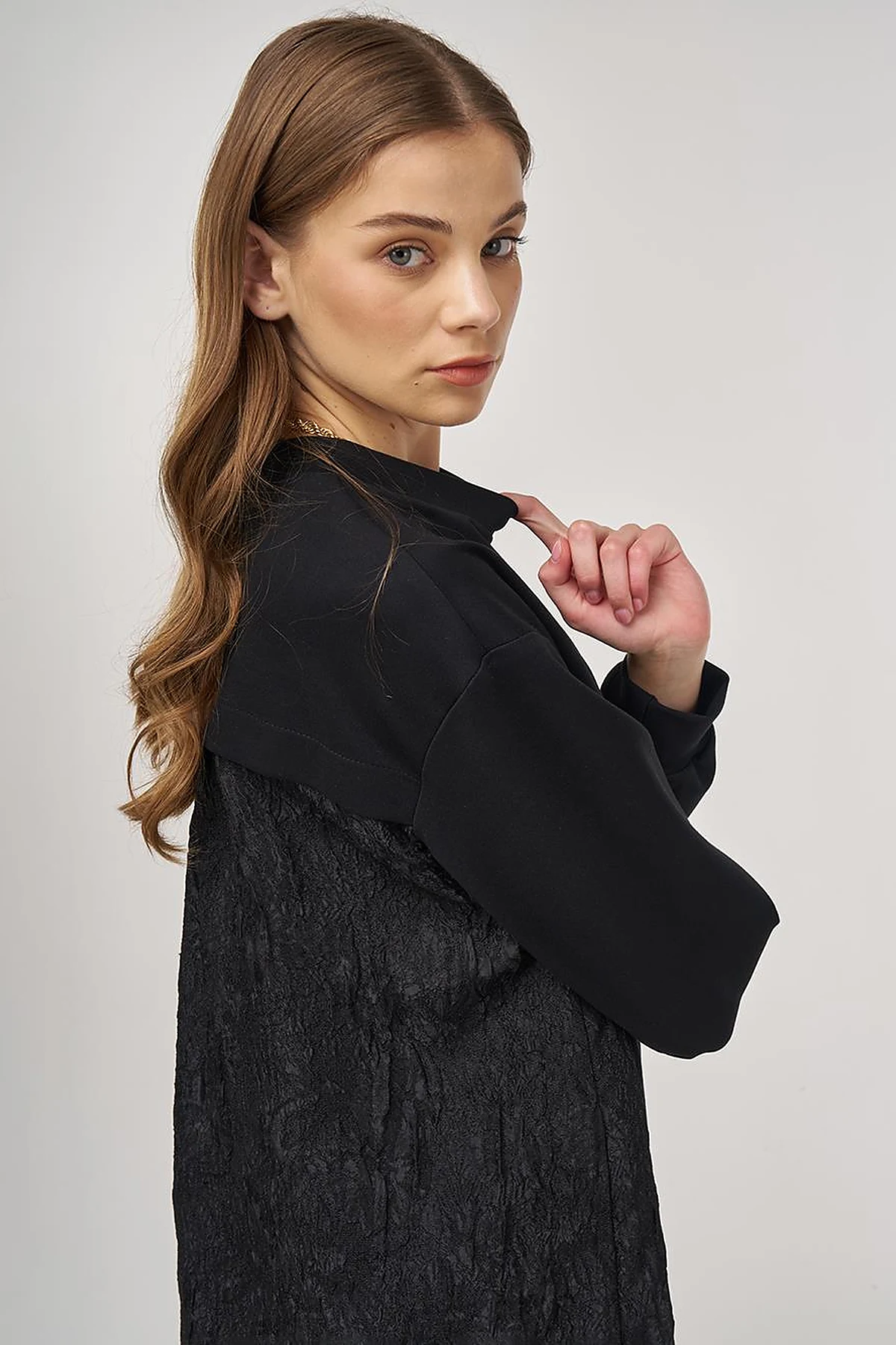 Embossed Detail Sweatshirt Black