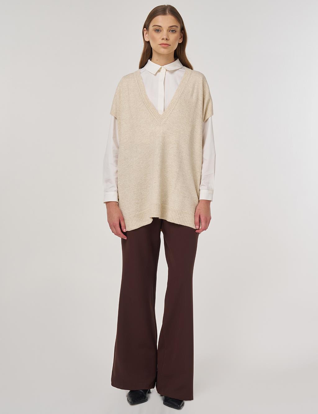 V-Neck Knit Vest Cream