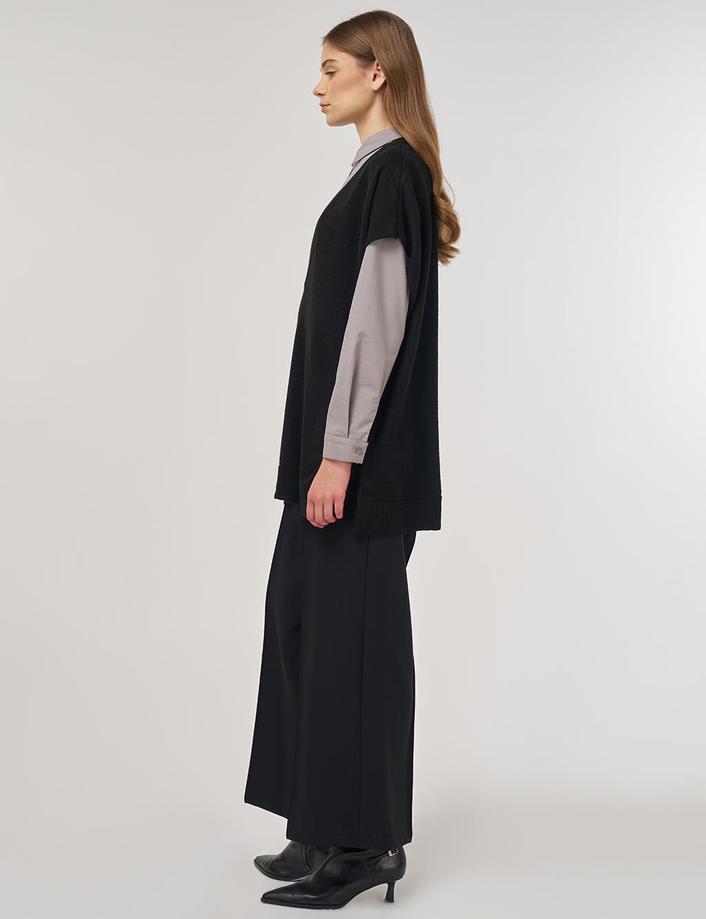 V-Neck Knit Vest Black