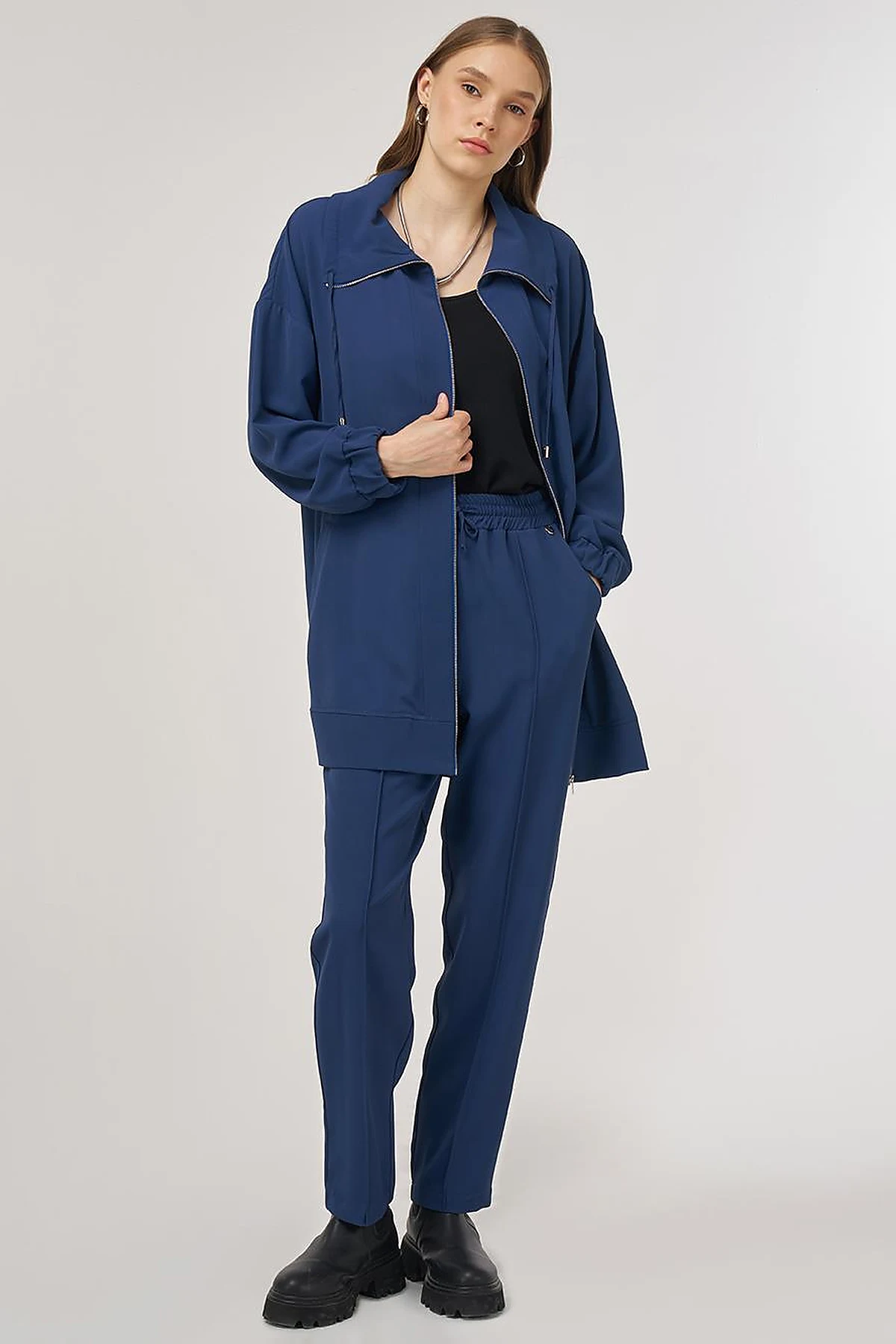 Wide-Collar Two-Piece Set Indigo