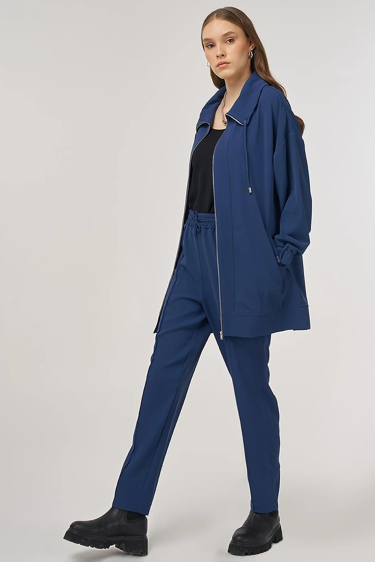 Wide-Collar Two-Piece Set Indigo