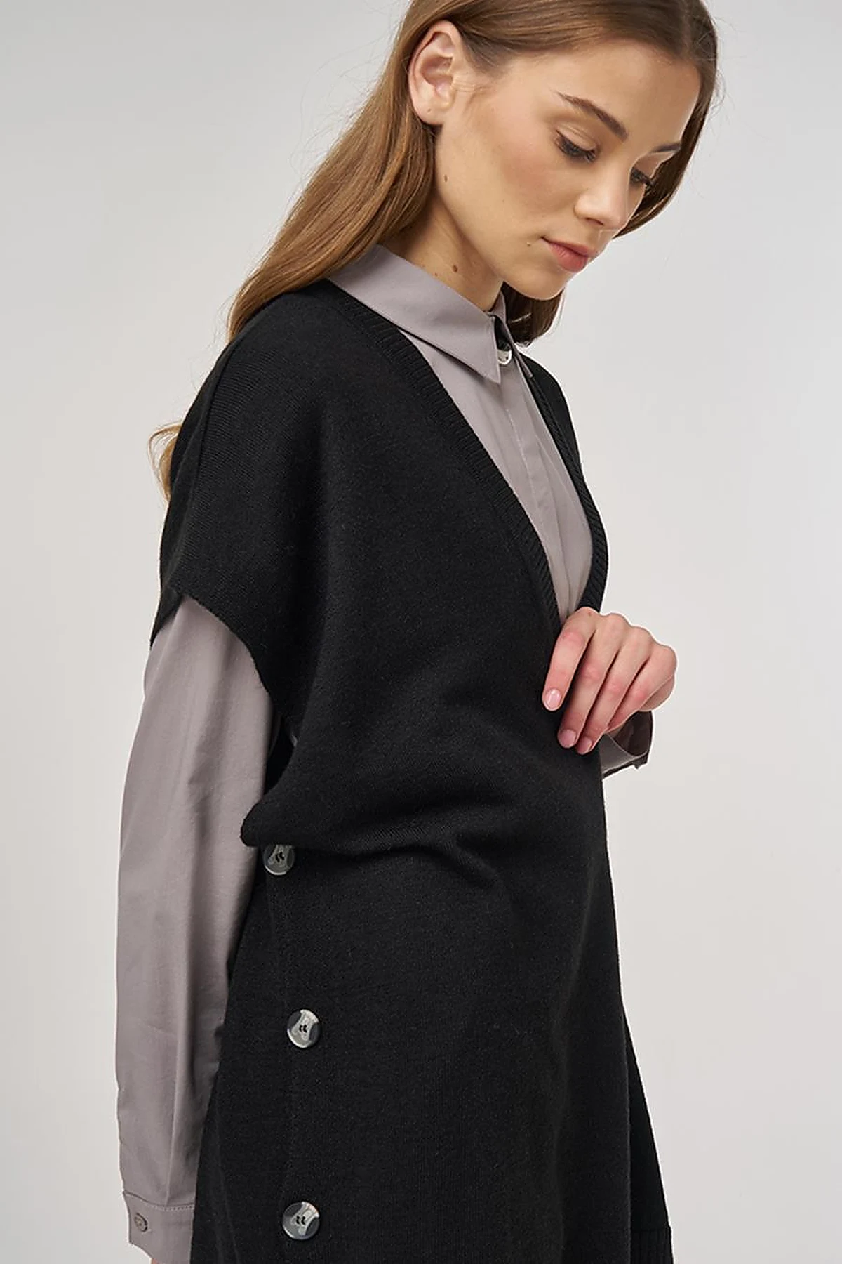 V-Neck Knit Vest Black