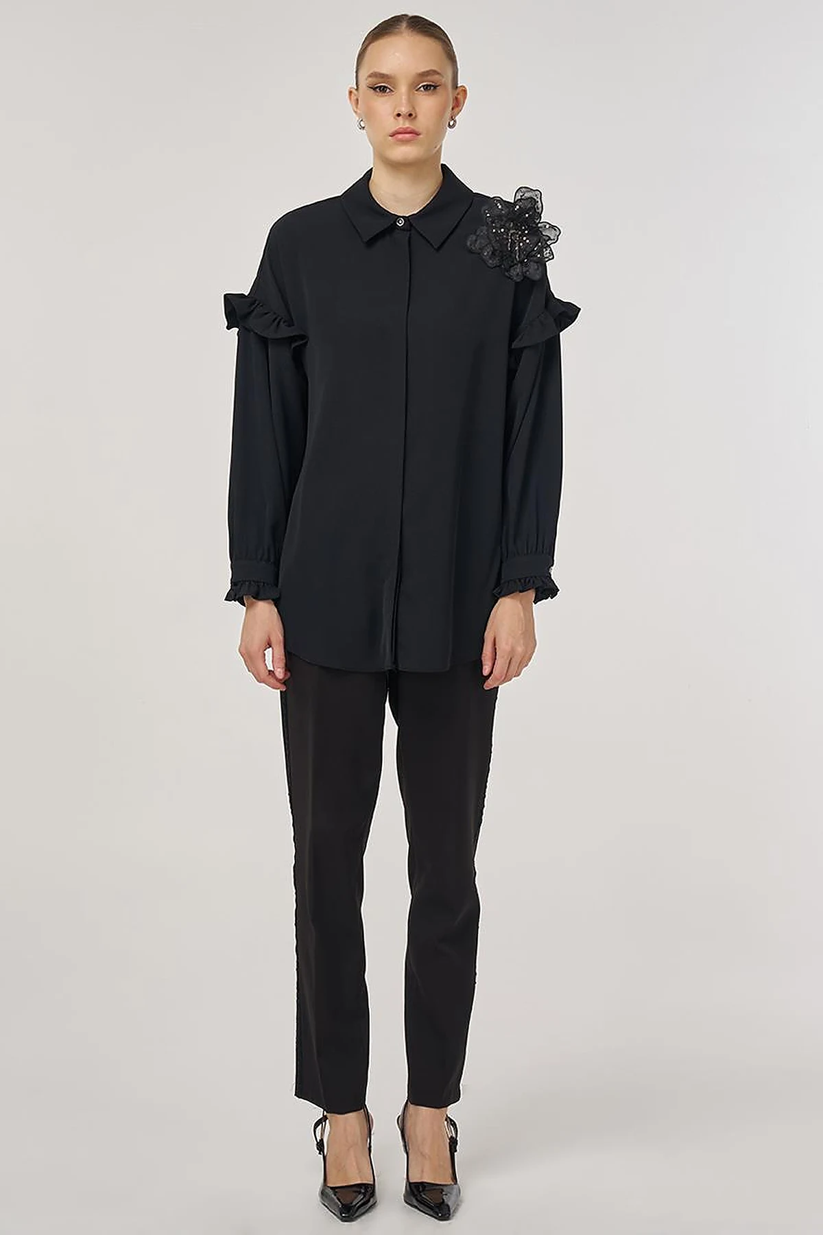 Ruffle-Detail Elegant Tunic Black