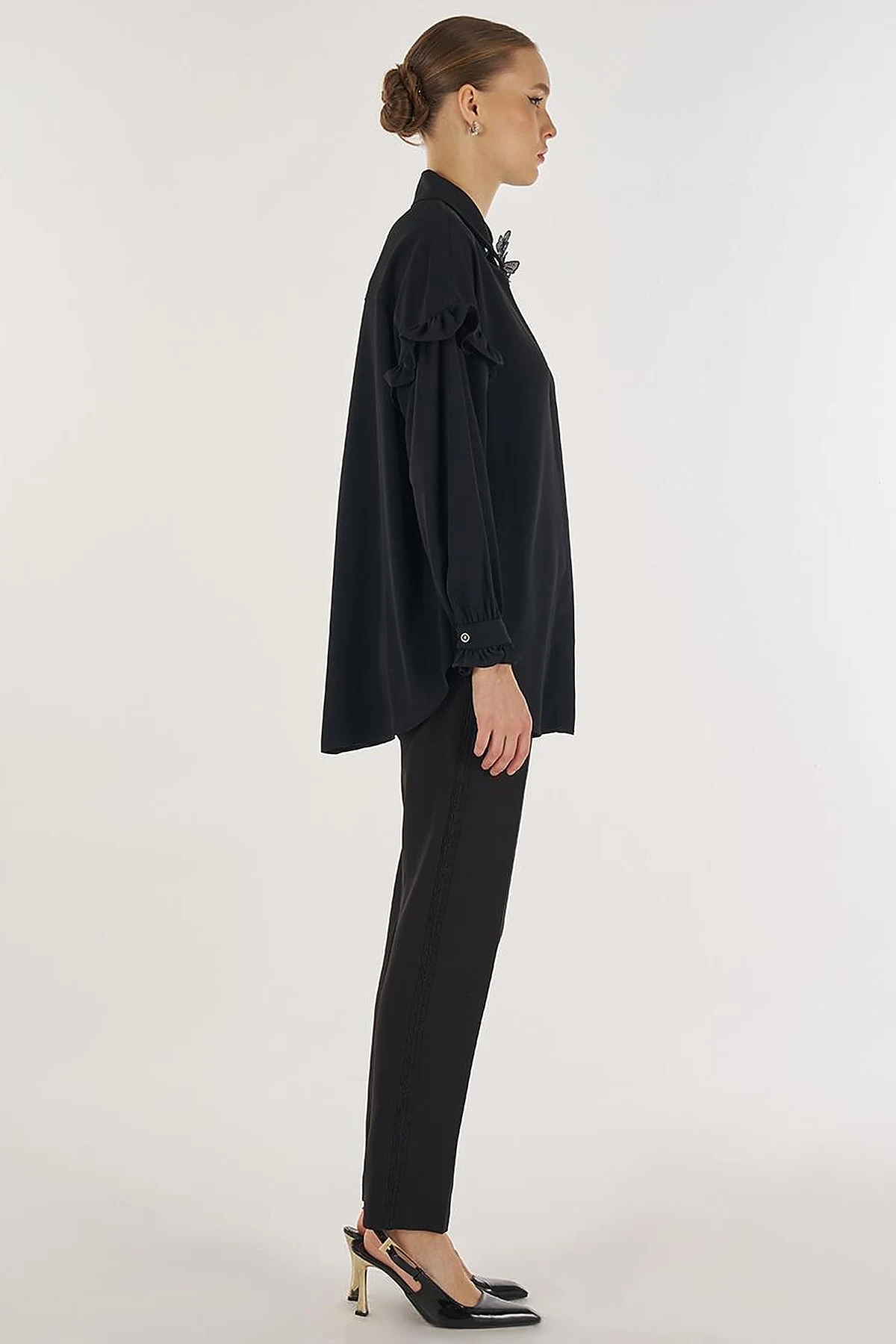 Ruffle-Detail Elegant Tunic Black