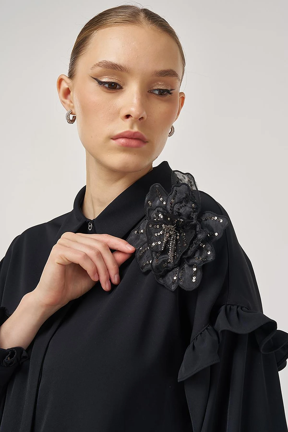 Ruffle-Detail Elegant Tunic Black