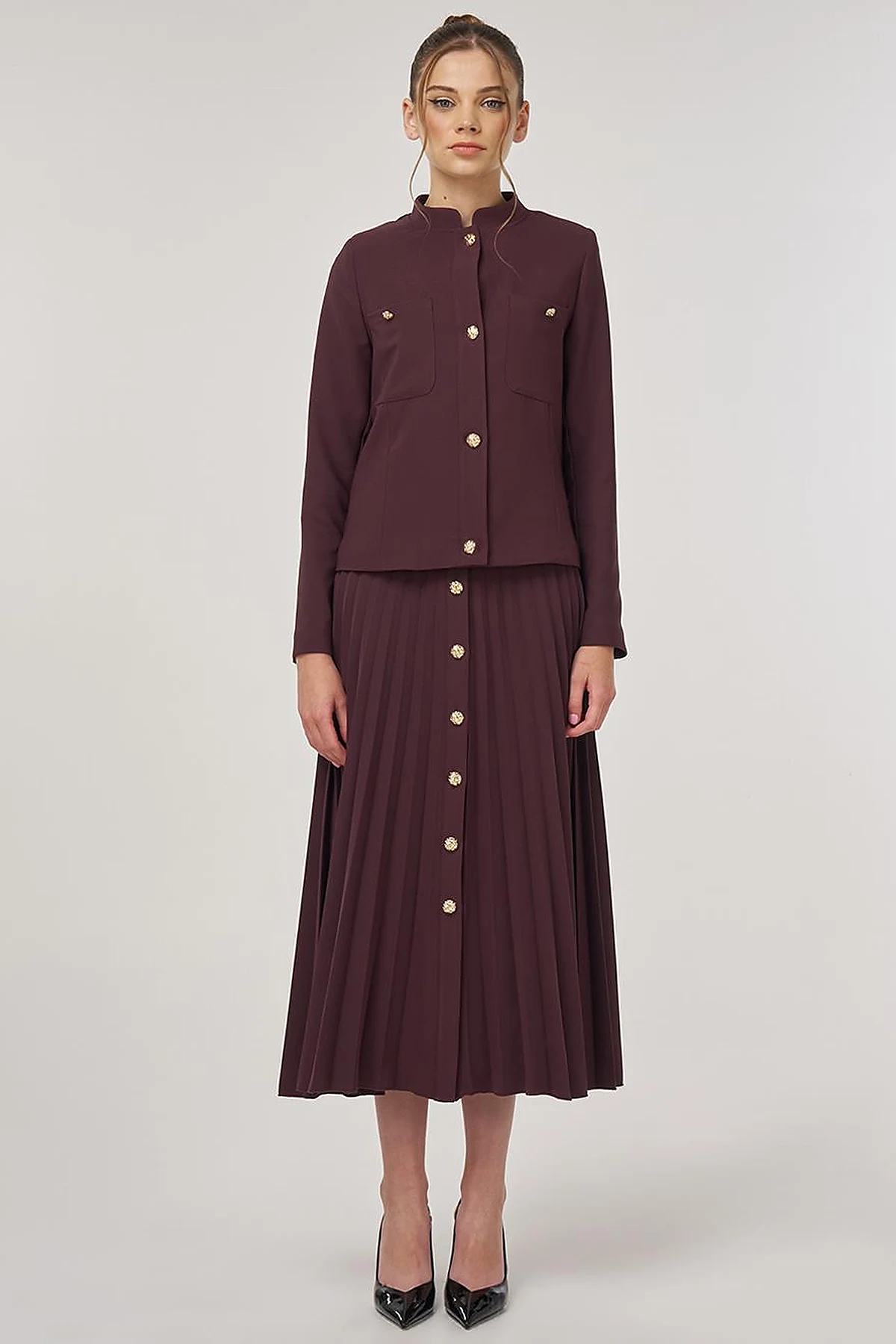 Gold-Button Skirted Set Dark Burgundy