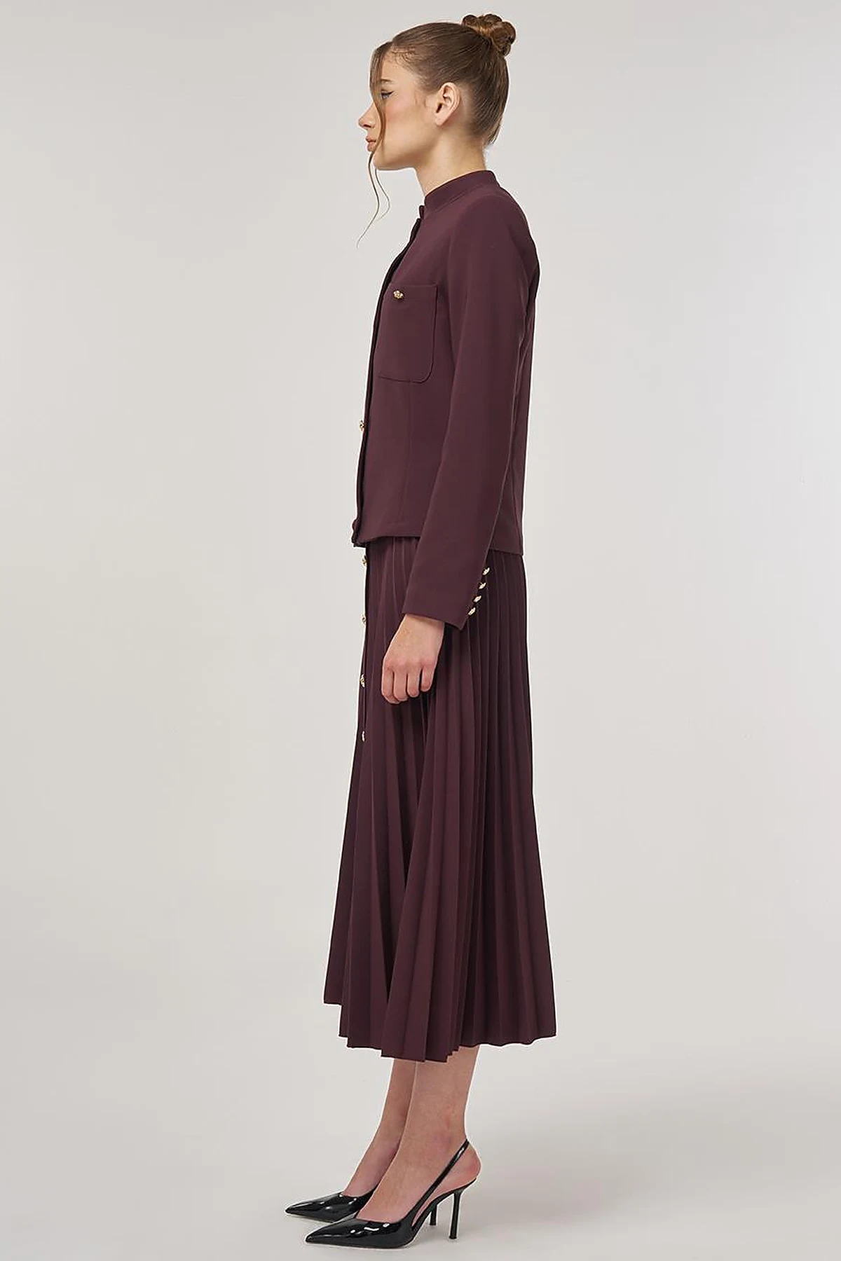 Gold-Button Skirted Set Dark Burgundy