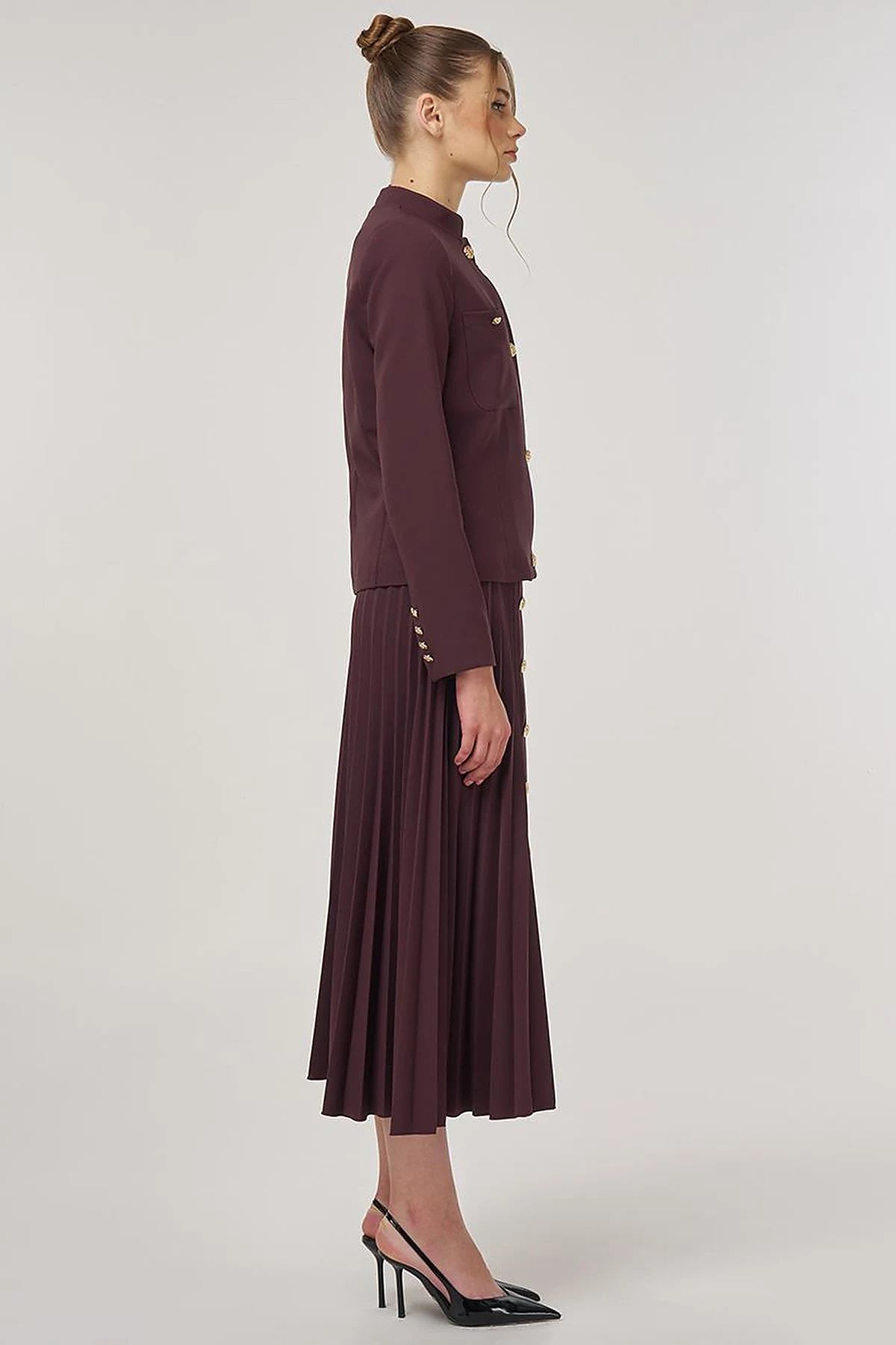 Gold-Button Skirted Set Dark Burgundy