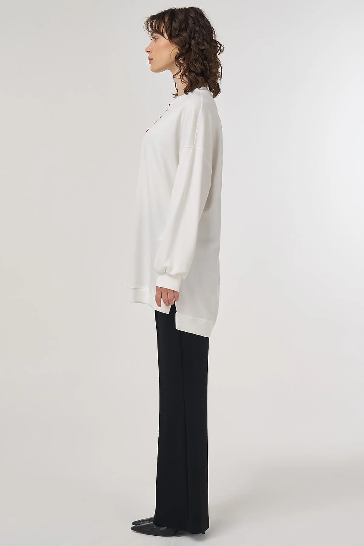 Embroidered Scuba Sweatshirt in Ecru