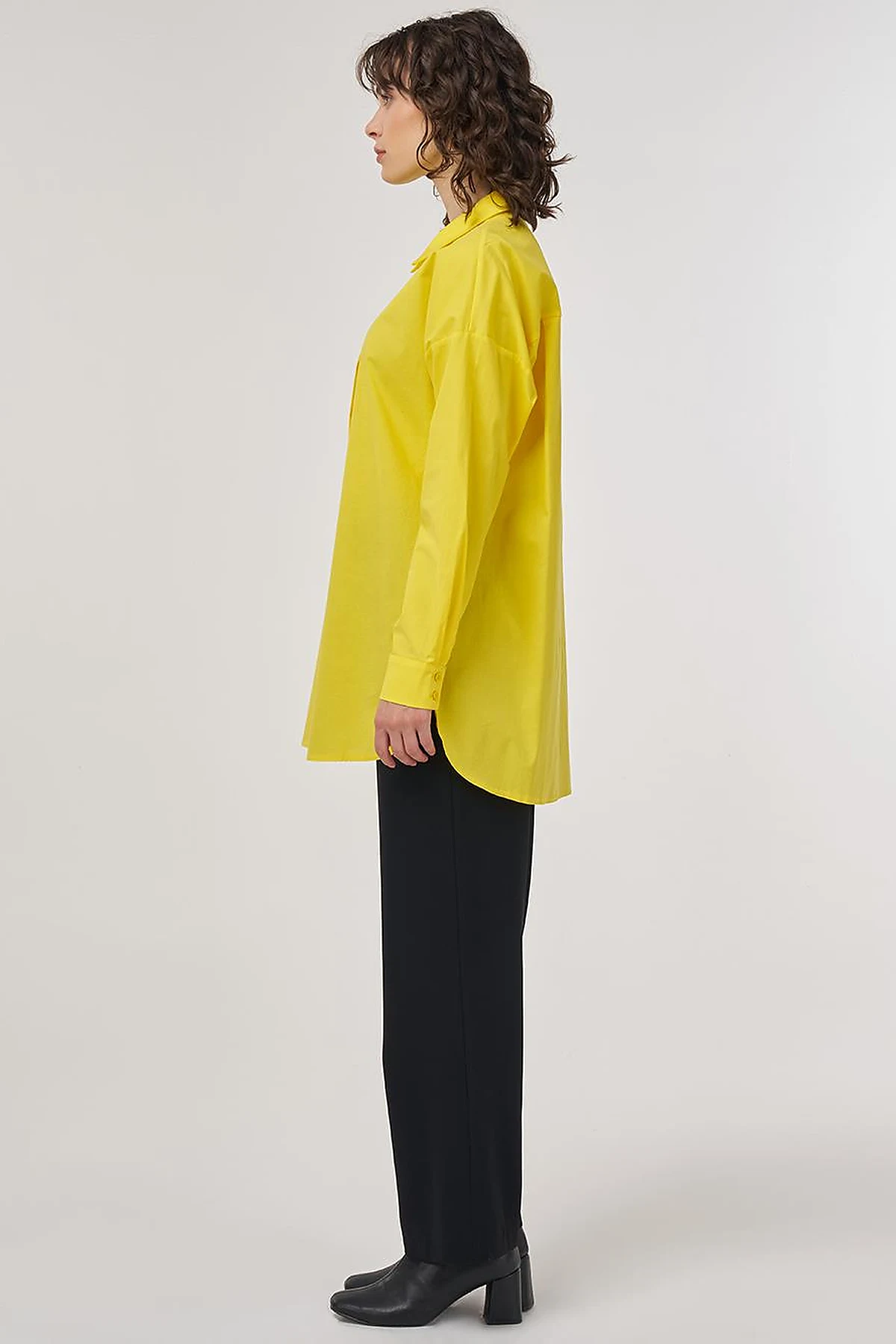 Relaxed-Fit Cotton Tunic in Light Yellow