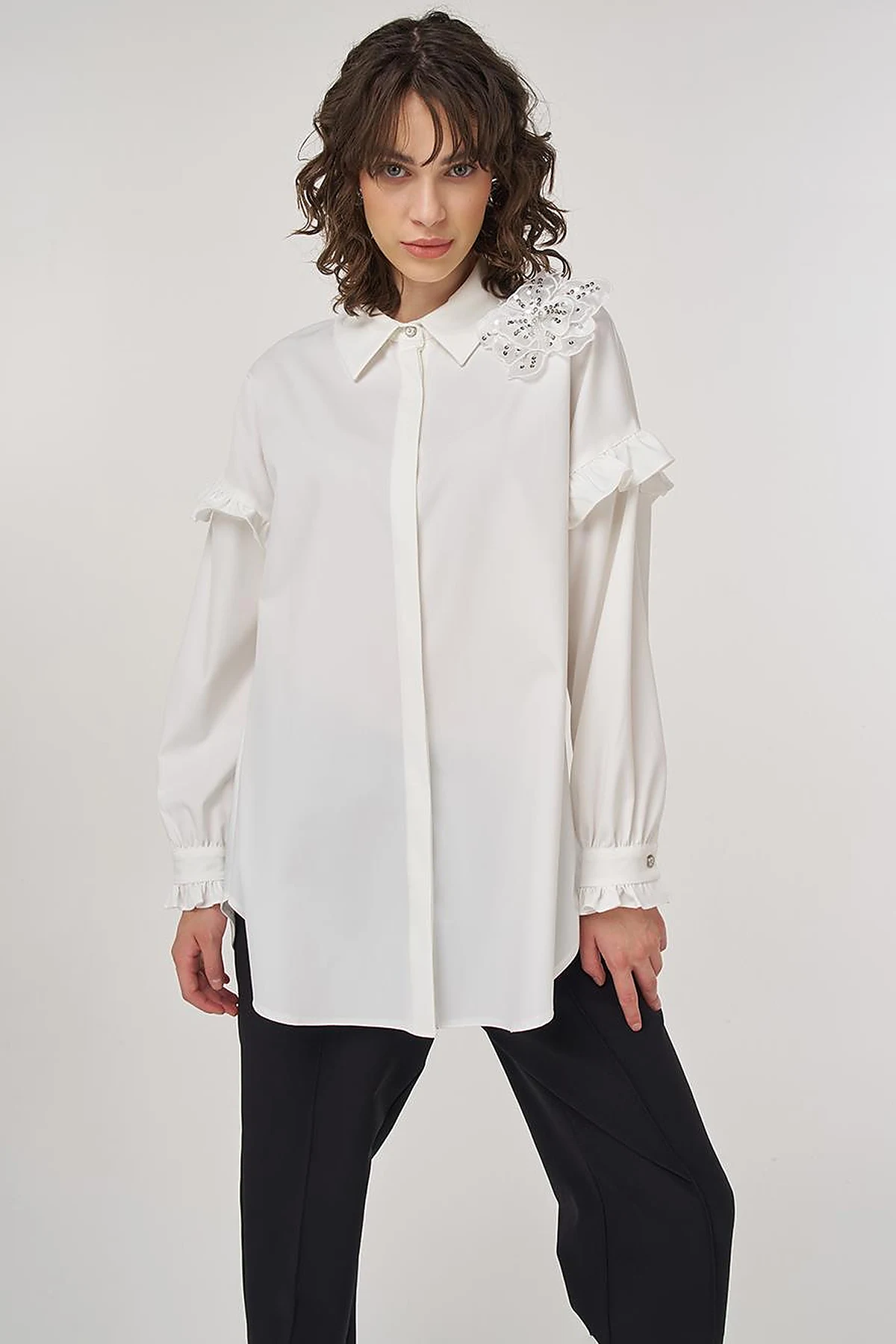 Ruffle-Detailed Chic Tunic in Ecru