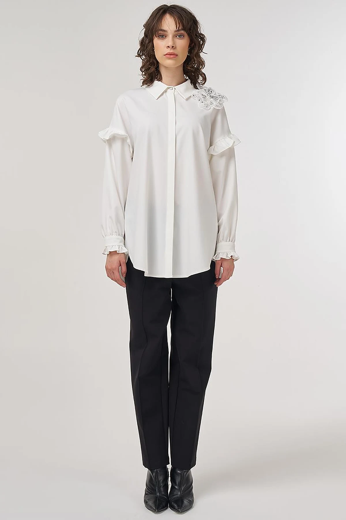 Ruffle-Detailed Chic Tunic in Ecru