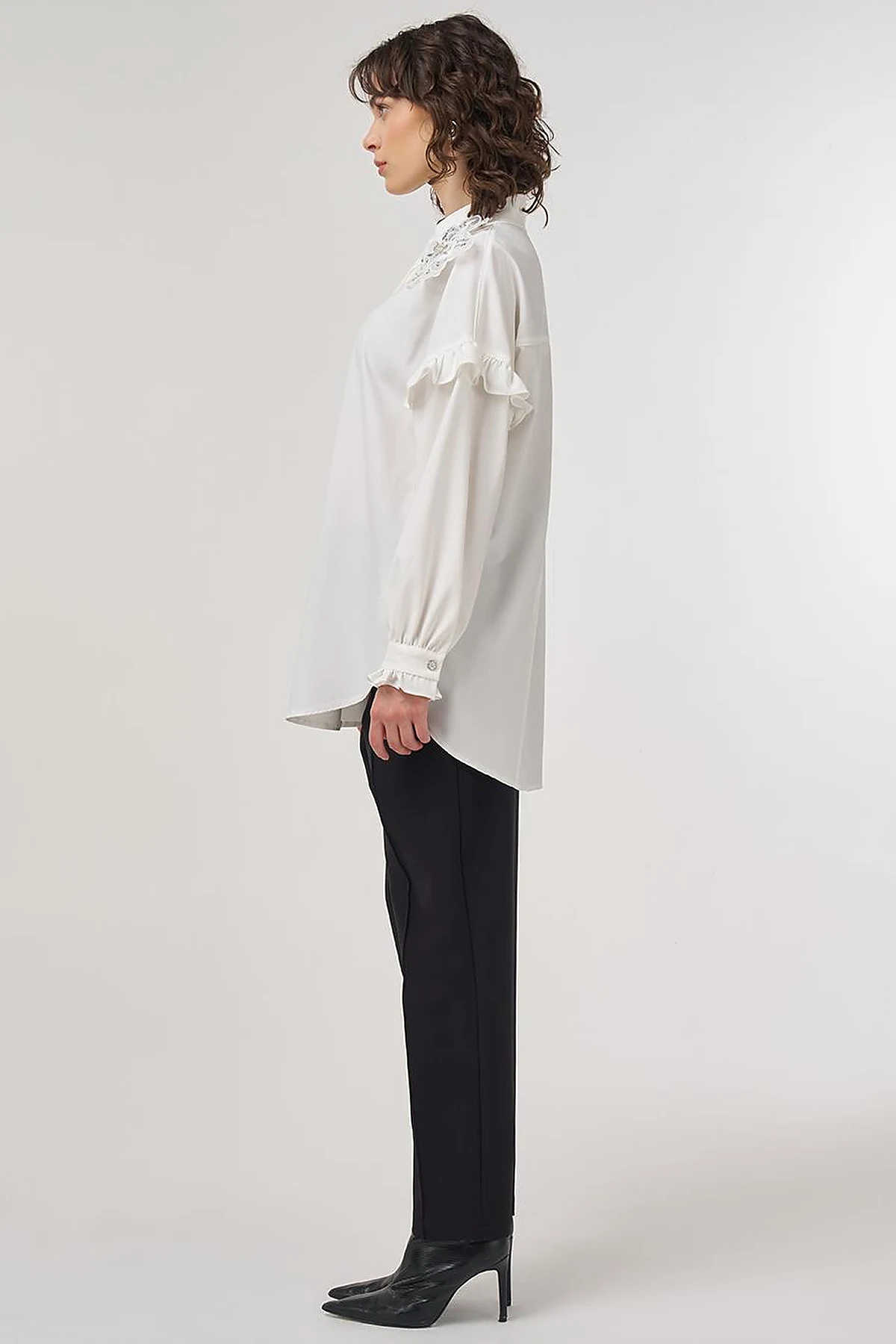 Ruffle-Detailed Chic Tunic in Ecru