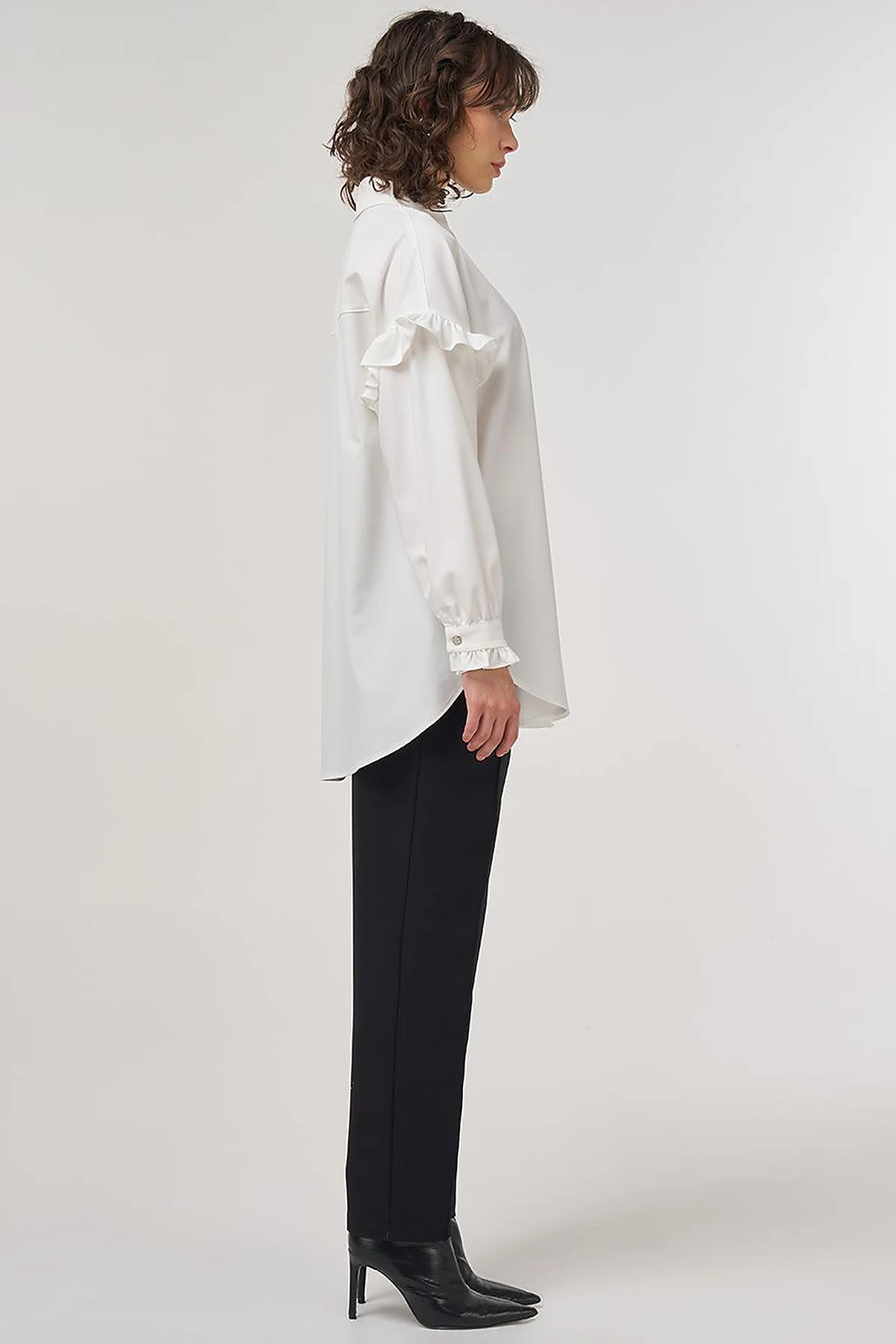 Ruffle-Detailed Chic Tunic in Ecru