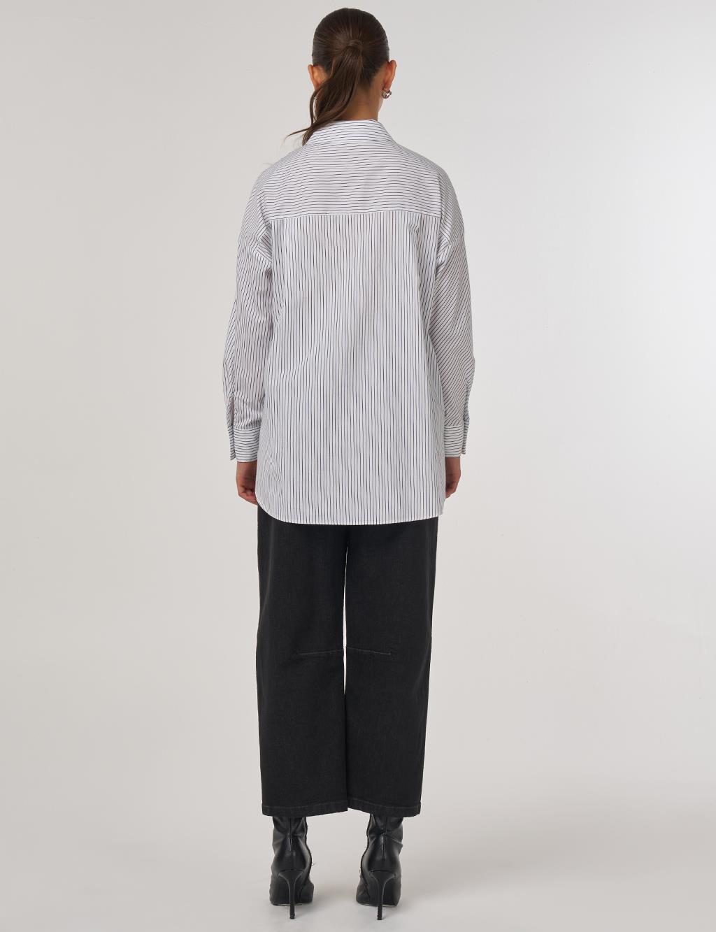 Floral Embroidered Stripe Pattern Tunic in Black