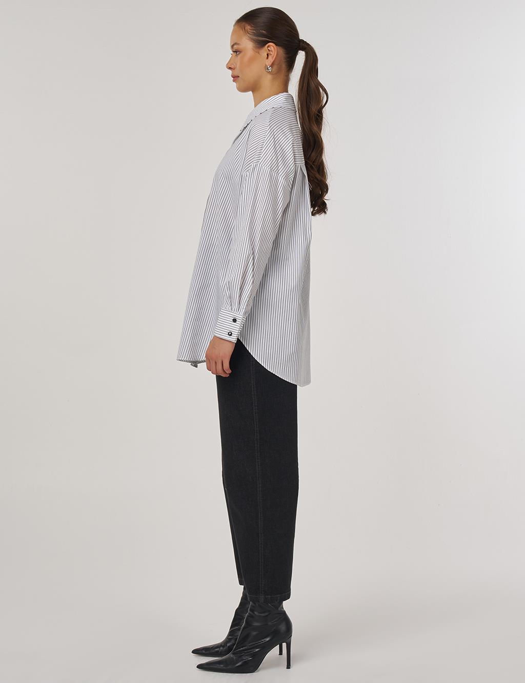 Floral Embroidered Stripe Pattern Tunic in Black