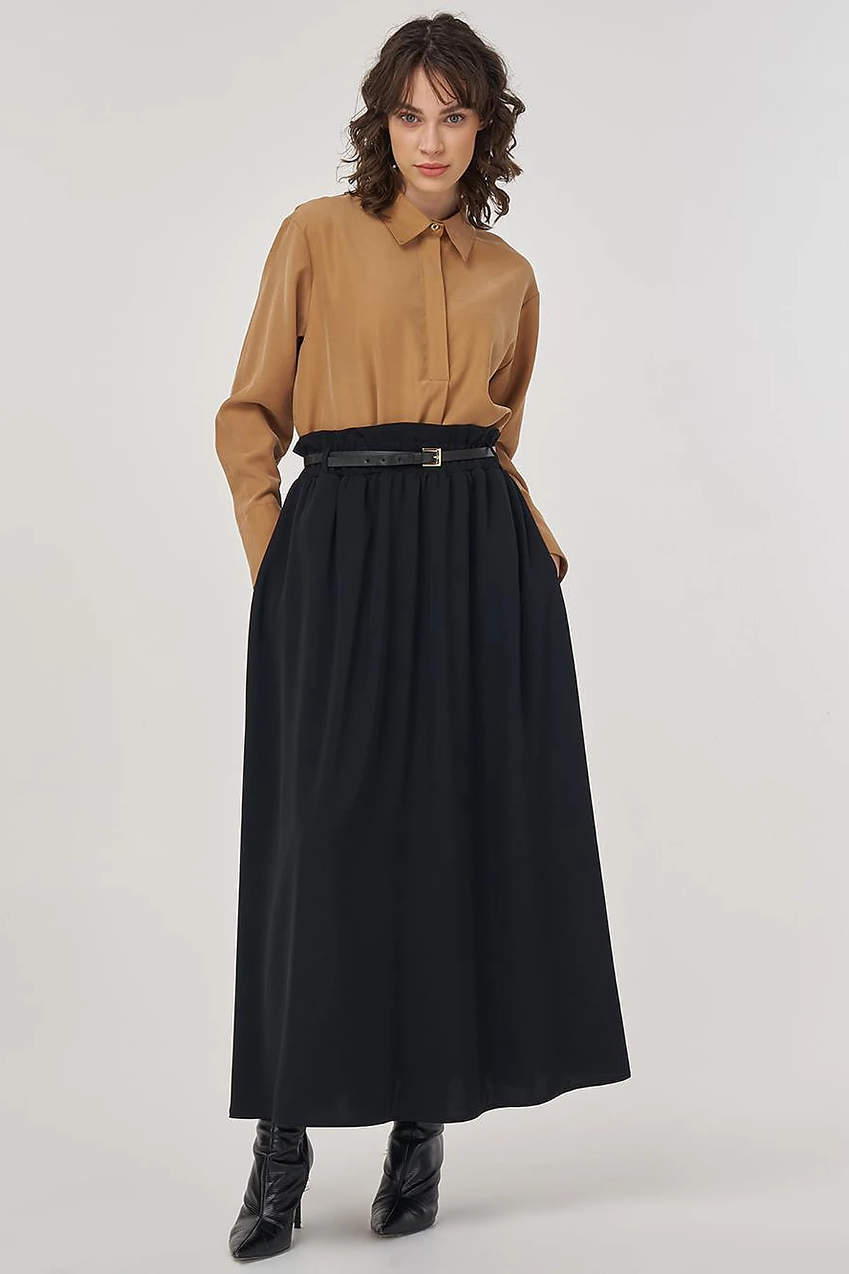 Belt Detail Flared Skirt Black