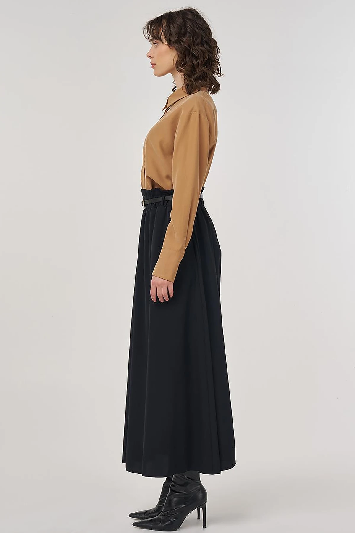 Belt Detail Flared Skirt Black