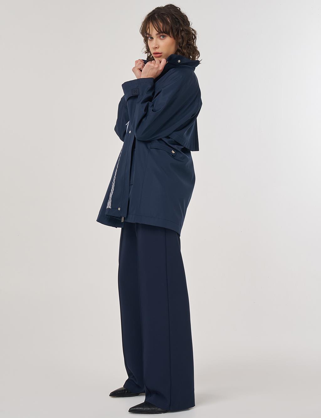Short High-Neck Trench Coat in Dark Navy