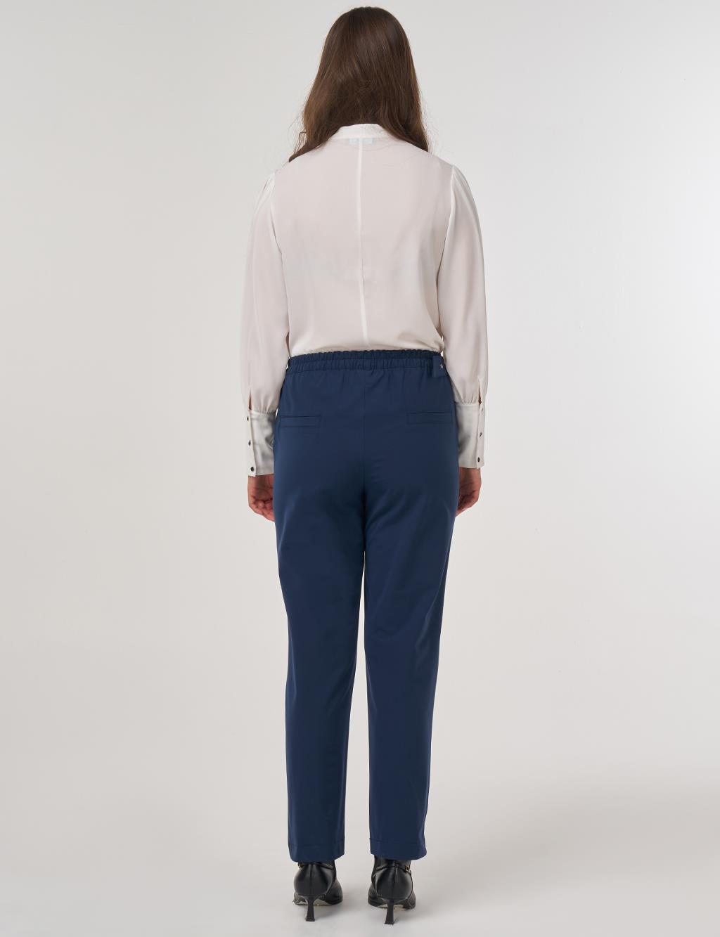 Grass-Embroidered Carrot Trousers with Elastic Waist Belt in Dark Navy