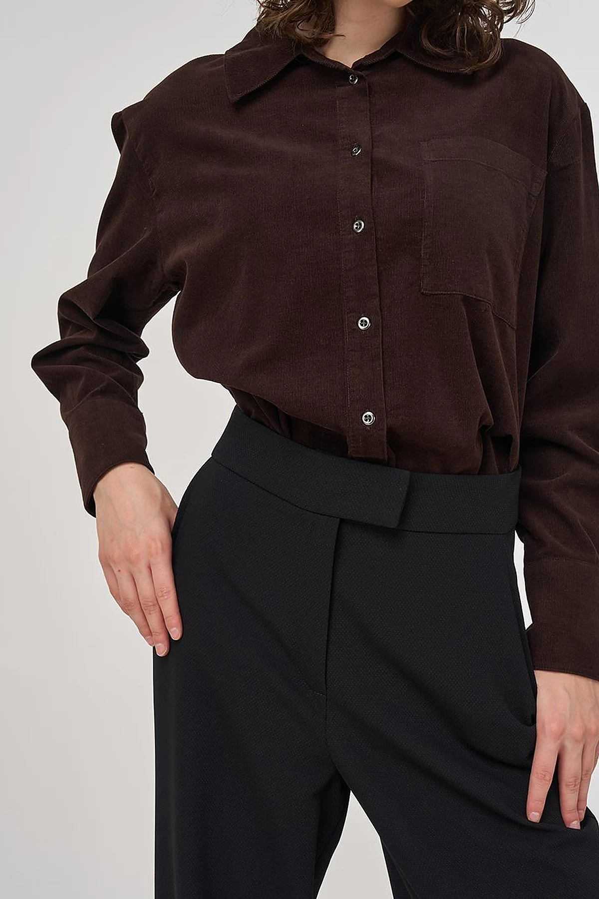 High-Waisted Straight-Cut Fabric Trousers in Black