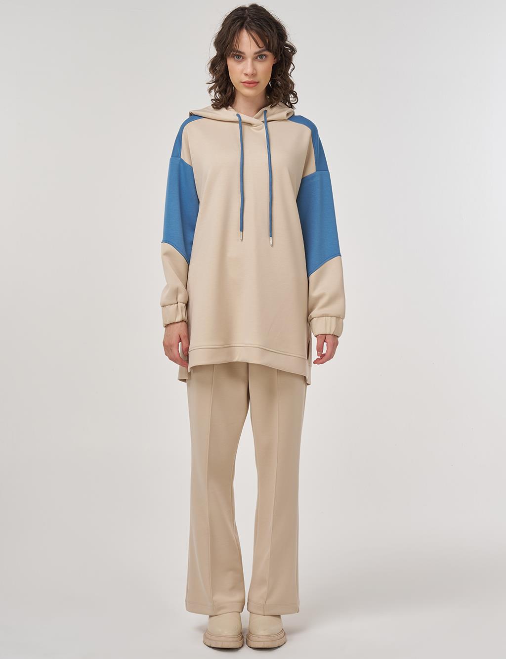Relaxed Fit Two-Piece Set in Light Beige