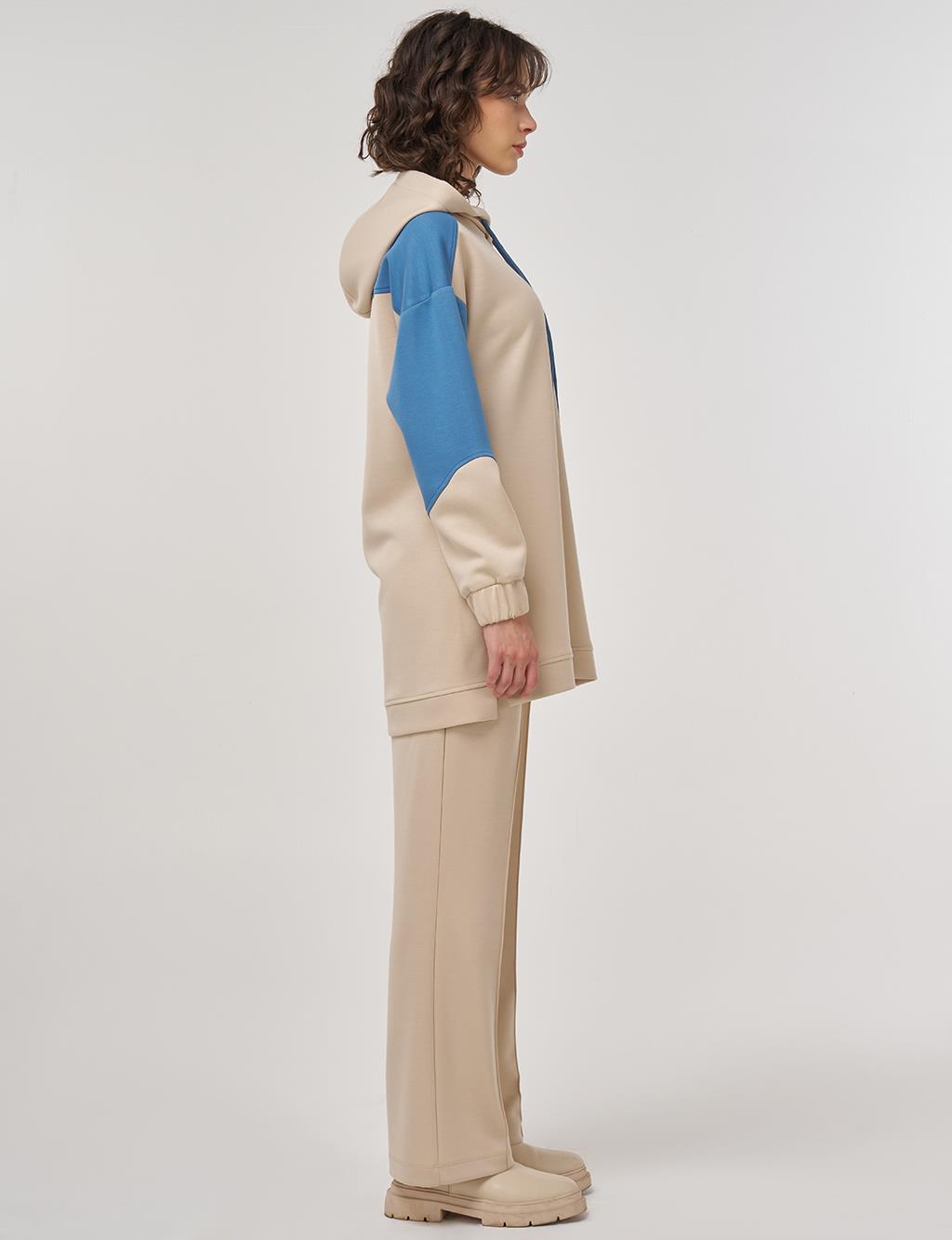 Relaxed Fit Two-Piece Set in Light Beige