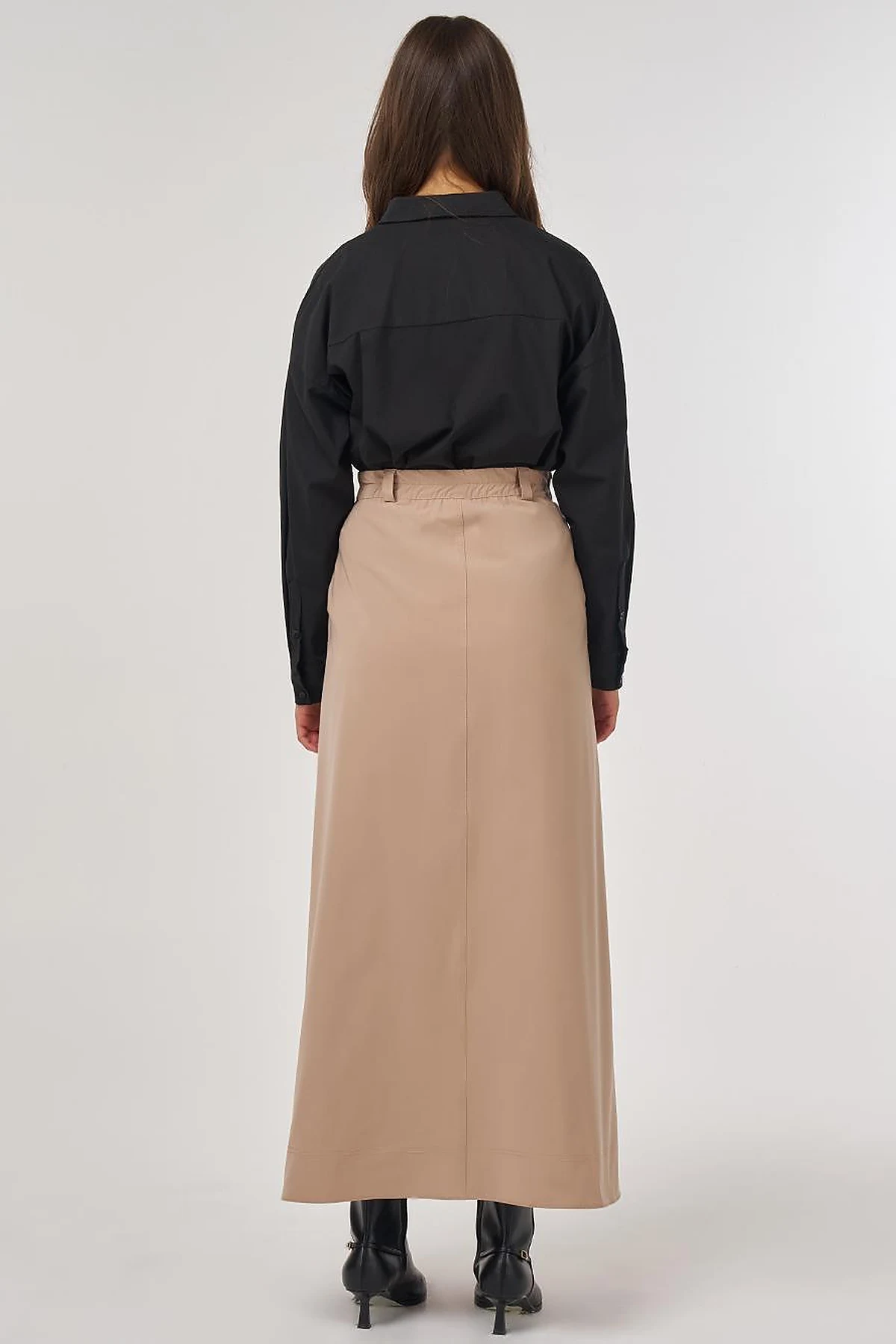 Zippered Pocket Skirt in Beige