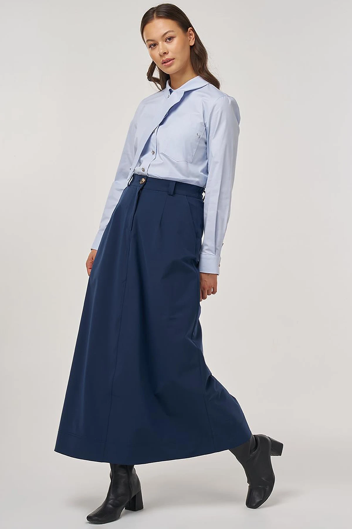 Zippered Pocket Skirt in Dark Navy