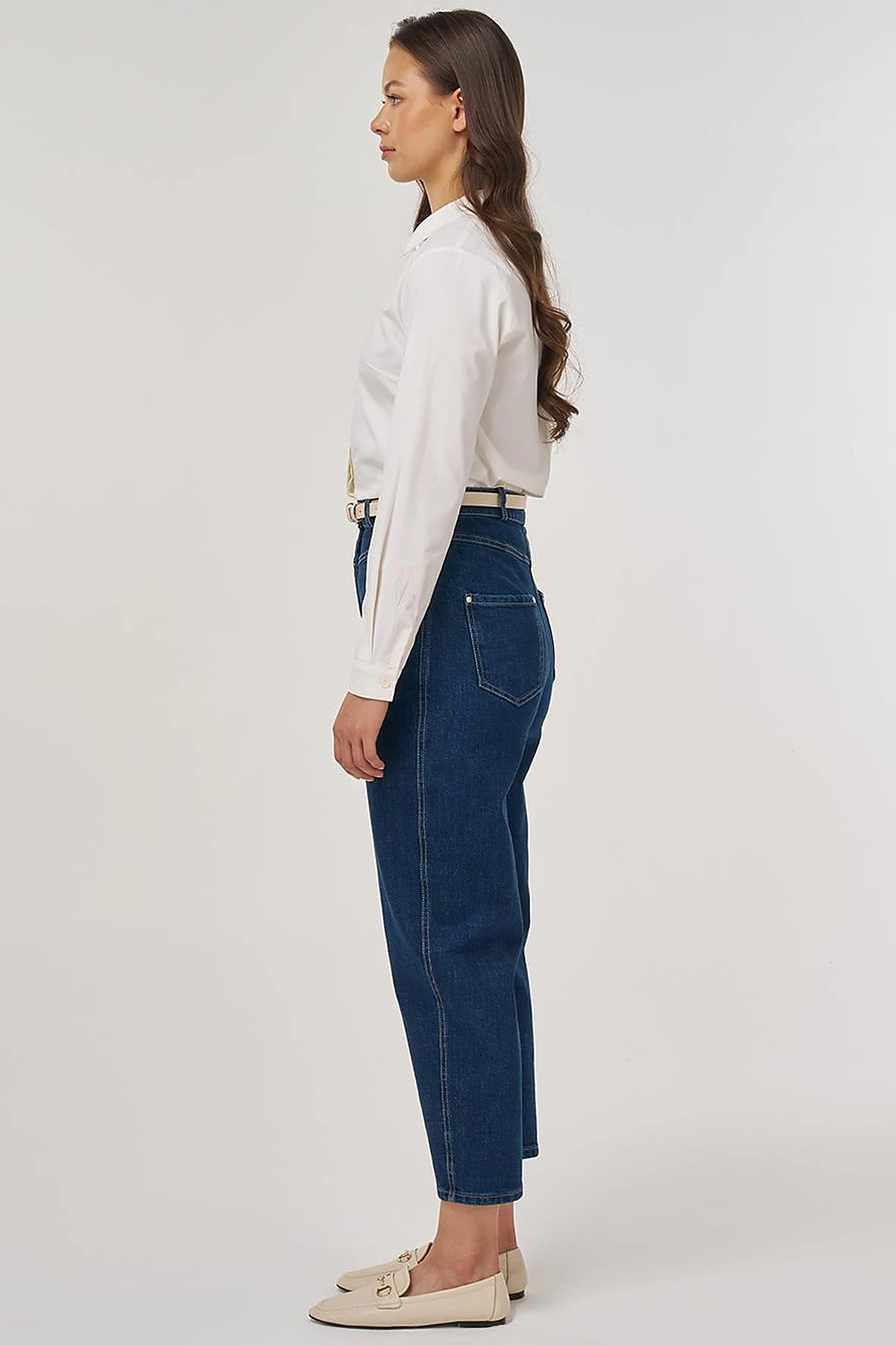 High-Waist Carrot Cut Denim Pants Blue