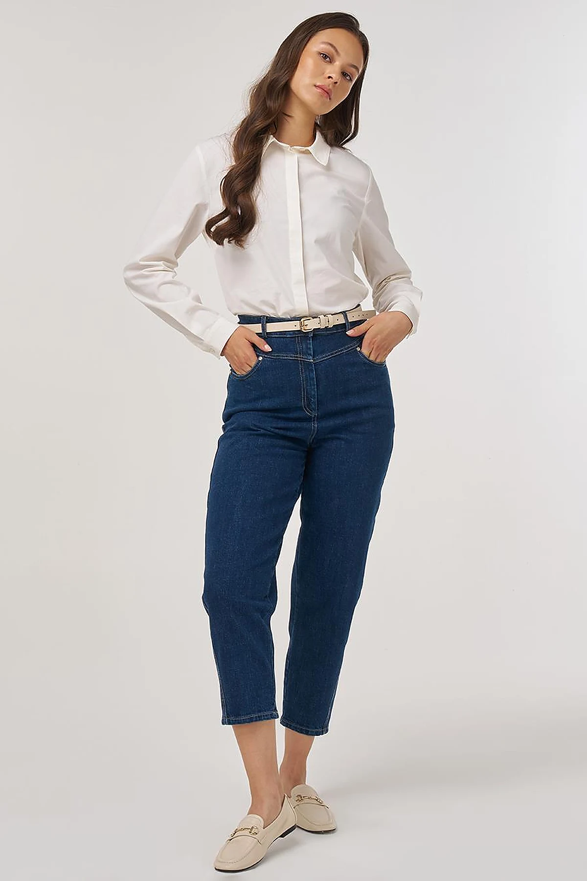 High-Waist Carrot Cut Denim Pants Blue