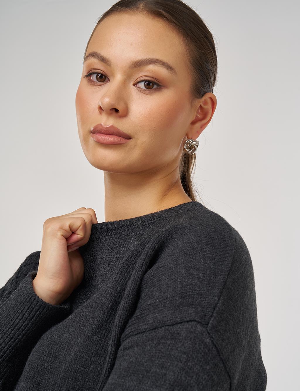 Knitted Sweater in Anthracite