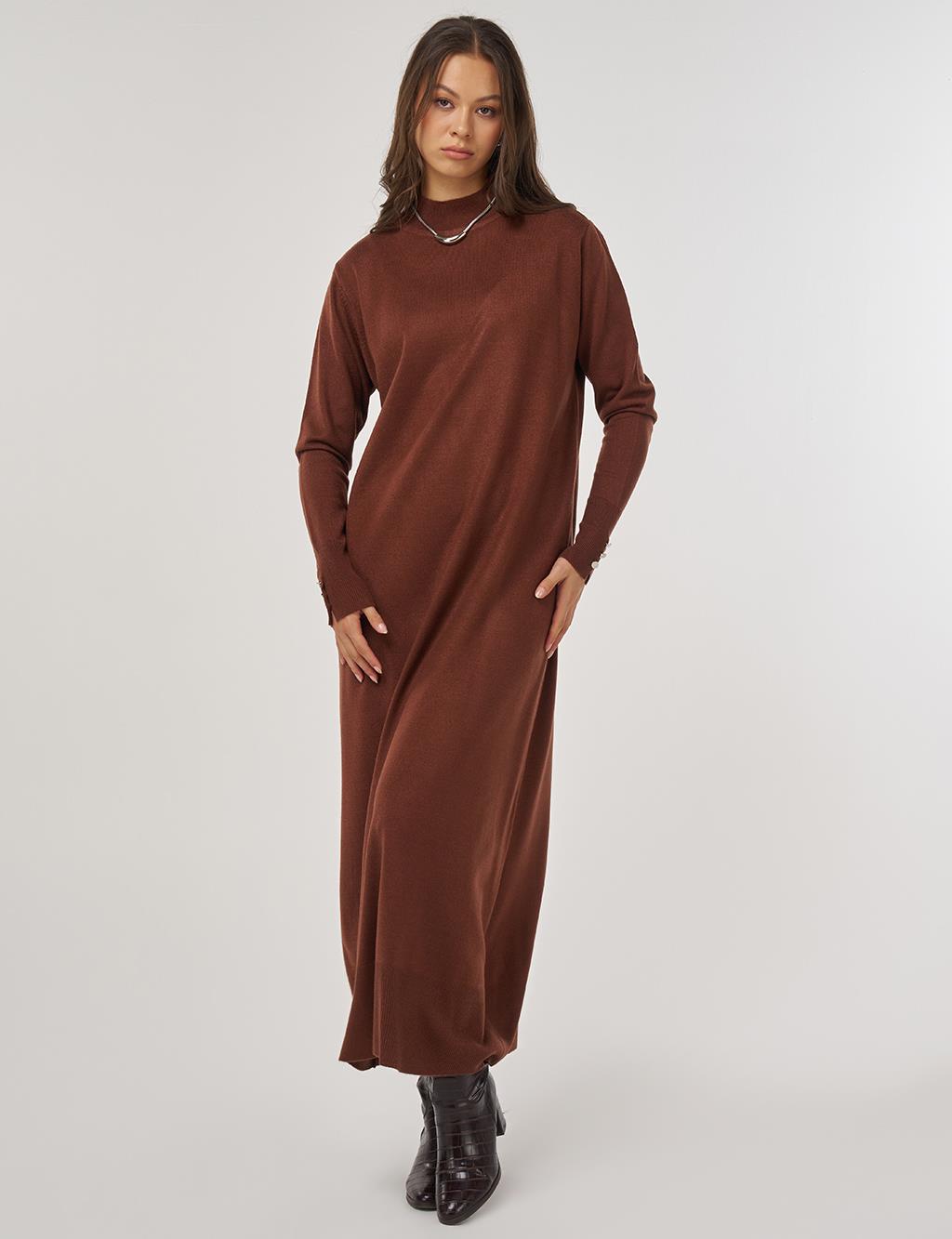Half Turtleneck Knit Dress in Dark Brown
